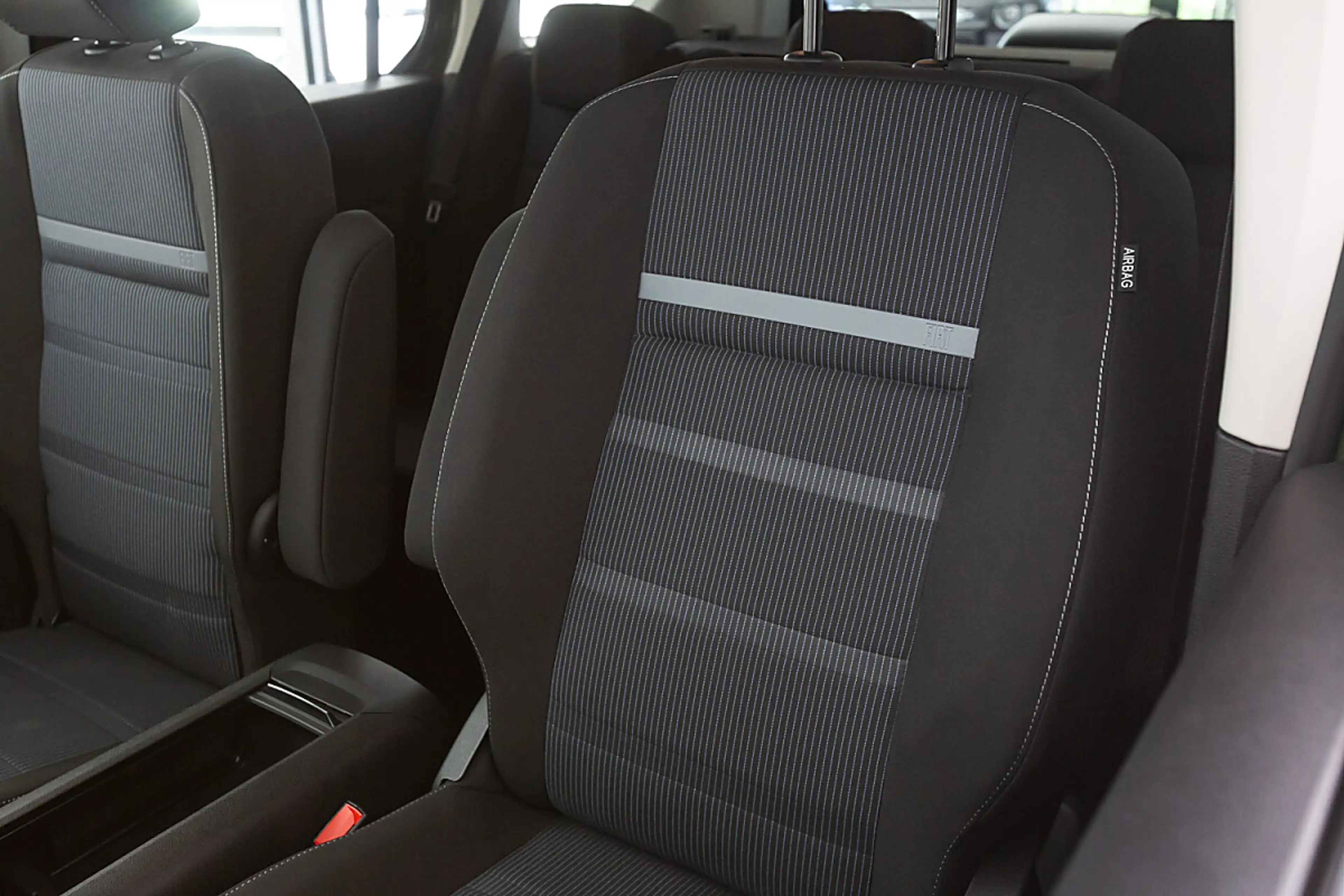 Fiat Qubo 1.5 Diesel 130 L1 La Prima Aut. — photo 12