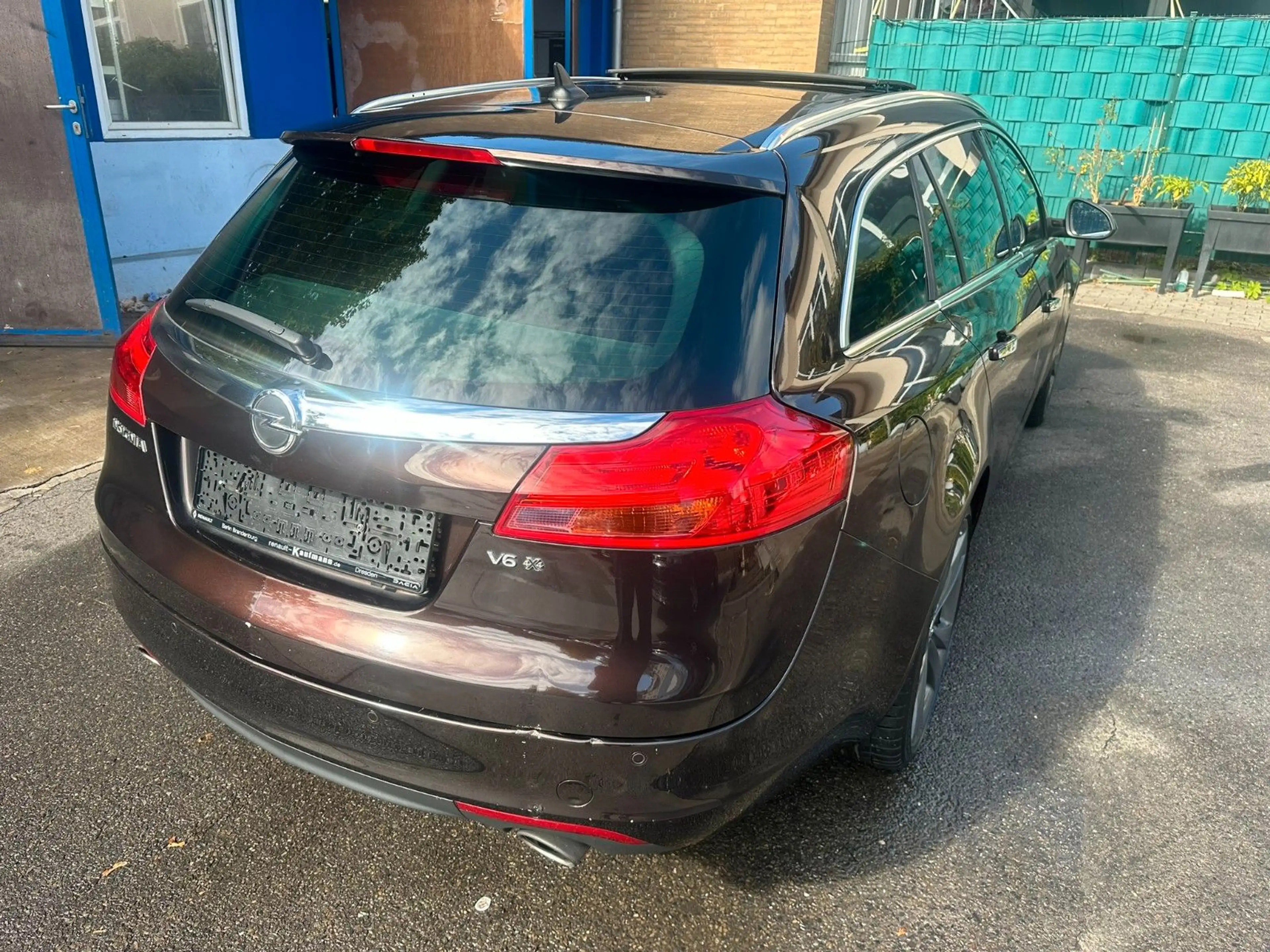 Opel Insignia A 2.8 V6 Sports Tourer 4x4*Aut*Leder* — photo 5