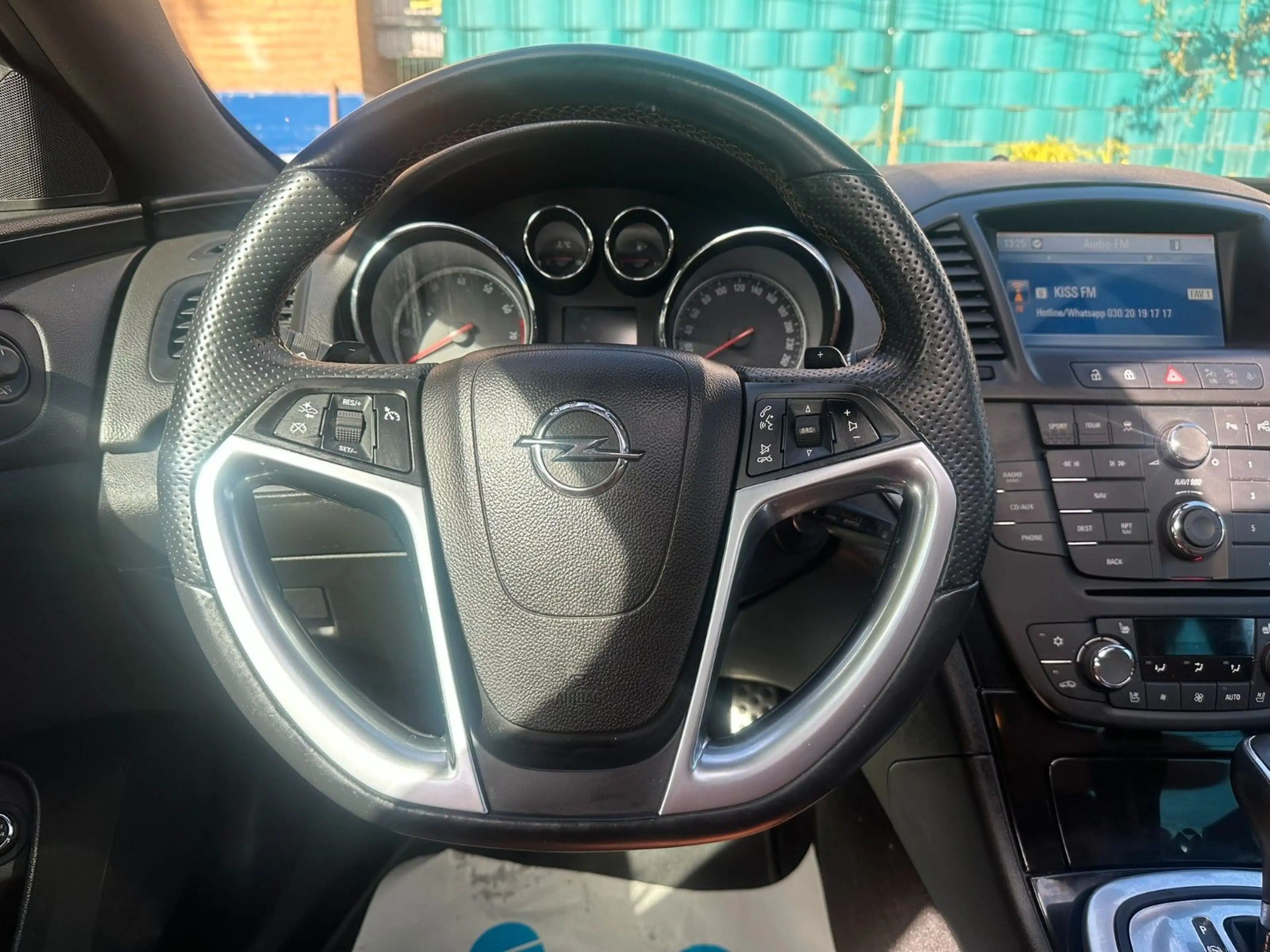 Opel Insignia A 2.8 V6 Sports Tourer 4x4*Aut*Leder* — photo 11