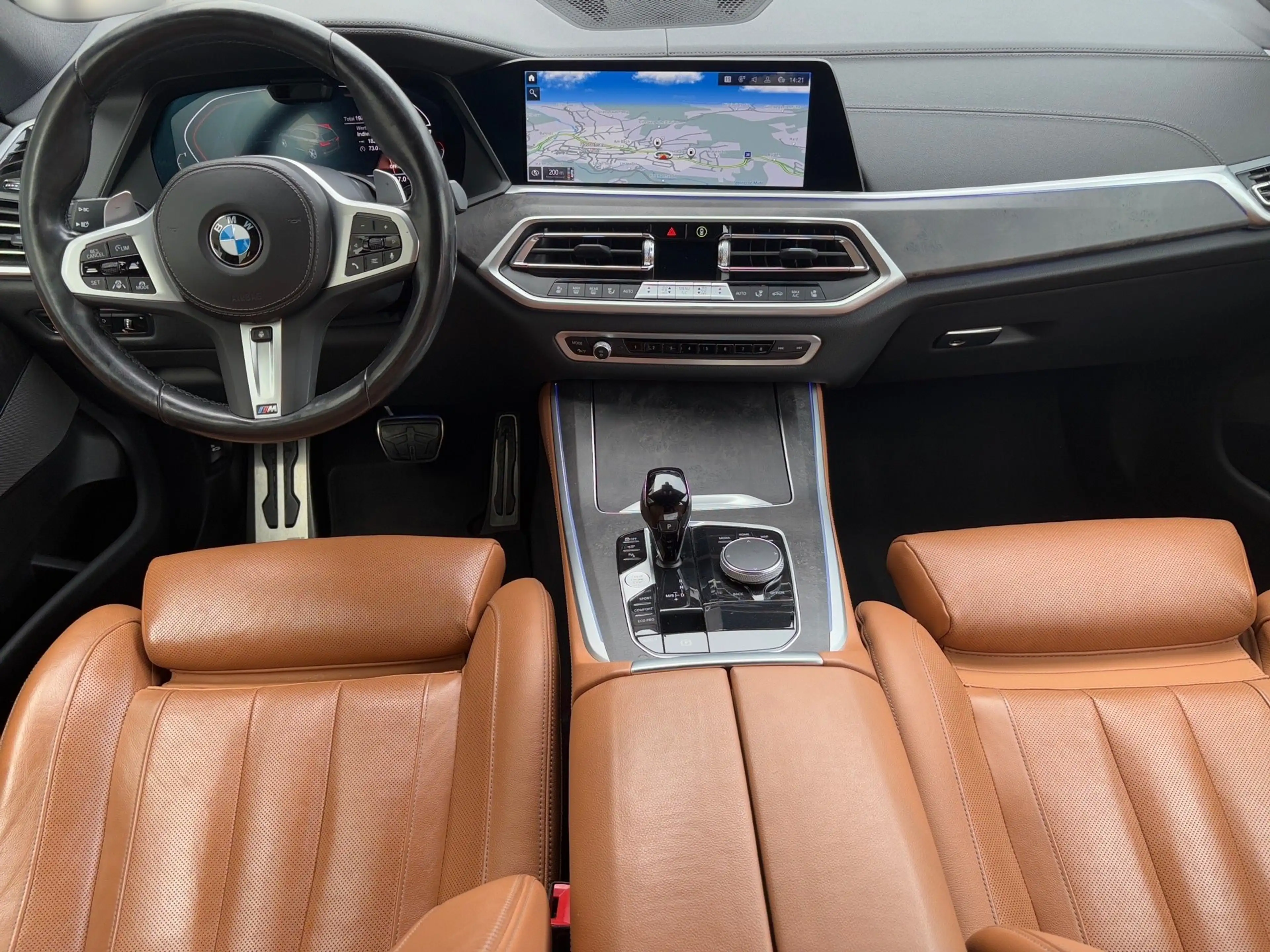 BMW X5 xDrive40d — photo 10