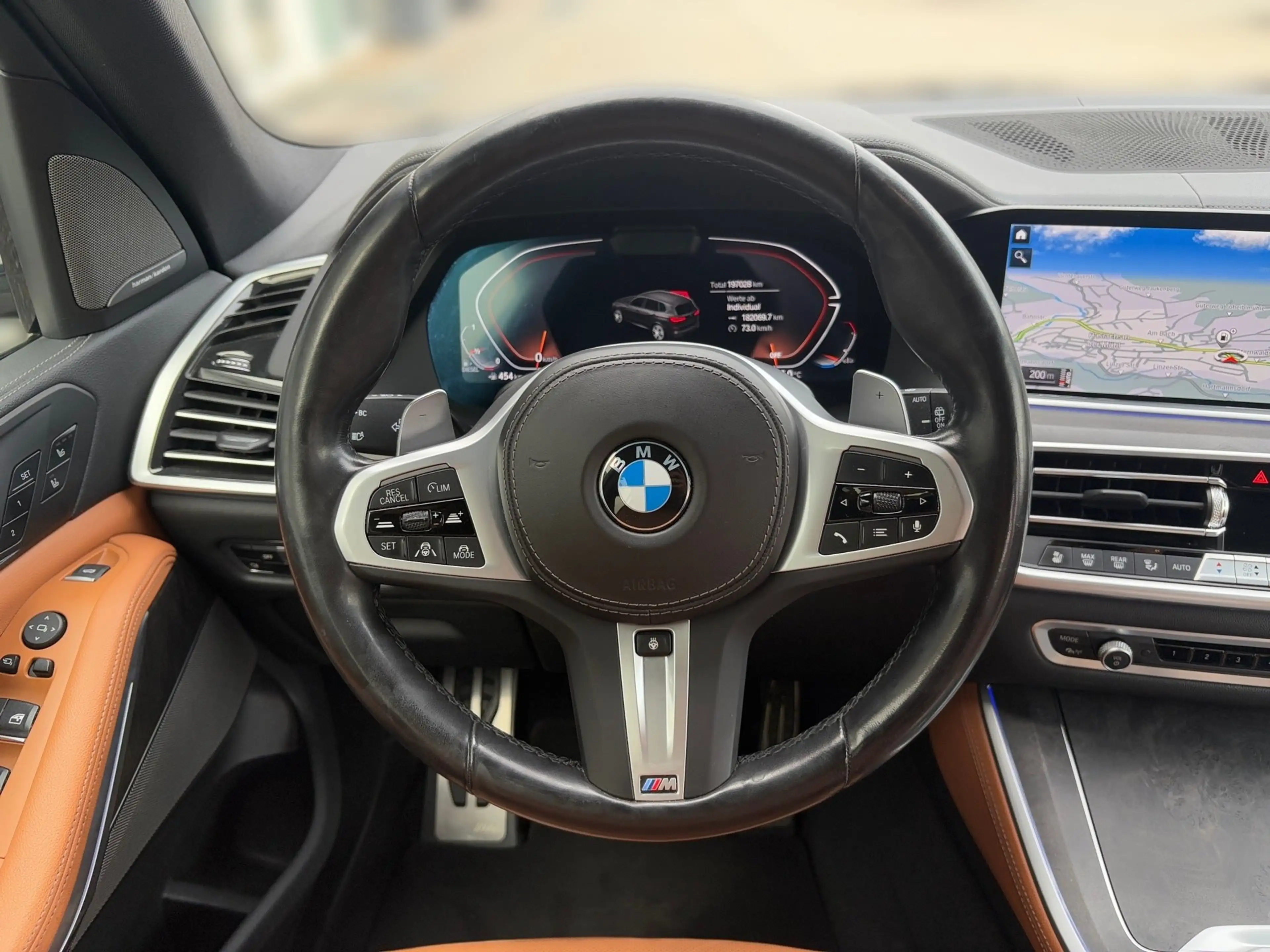 BMW X5 xDrive40d — photo 12