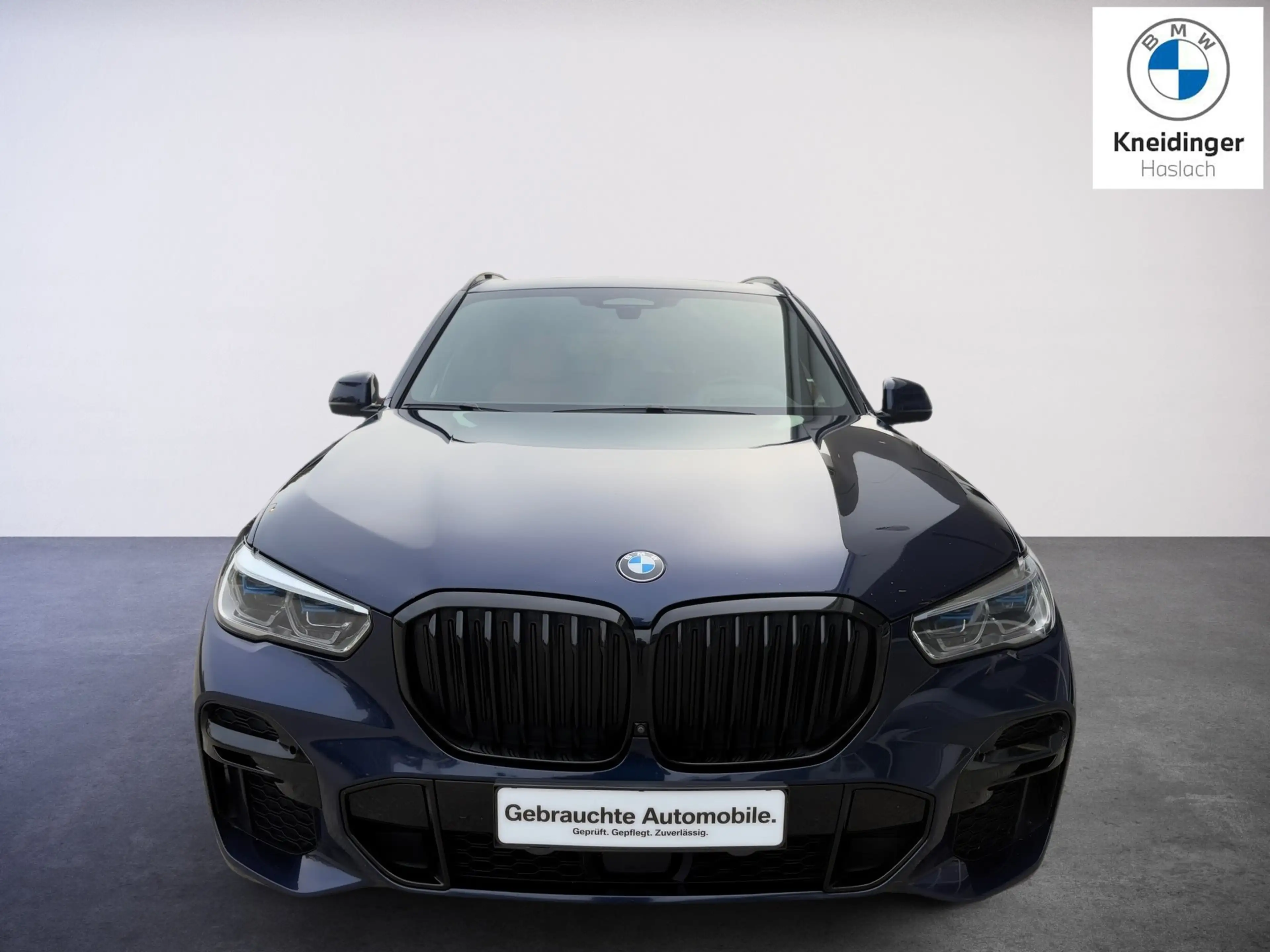 BMW X5 xDrive40d — photo 2