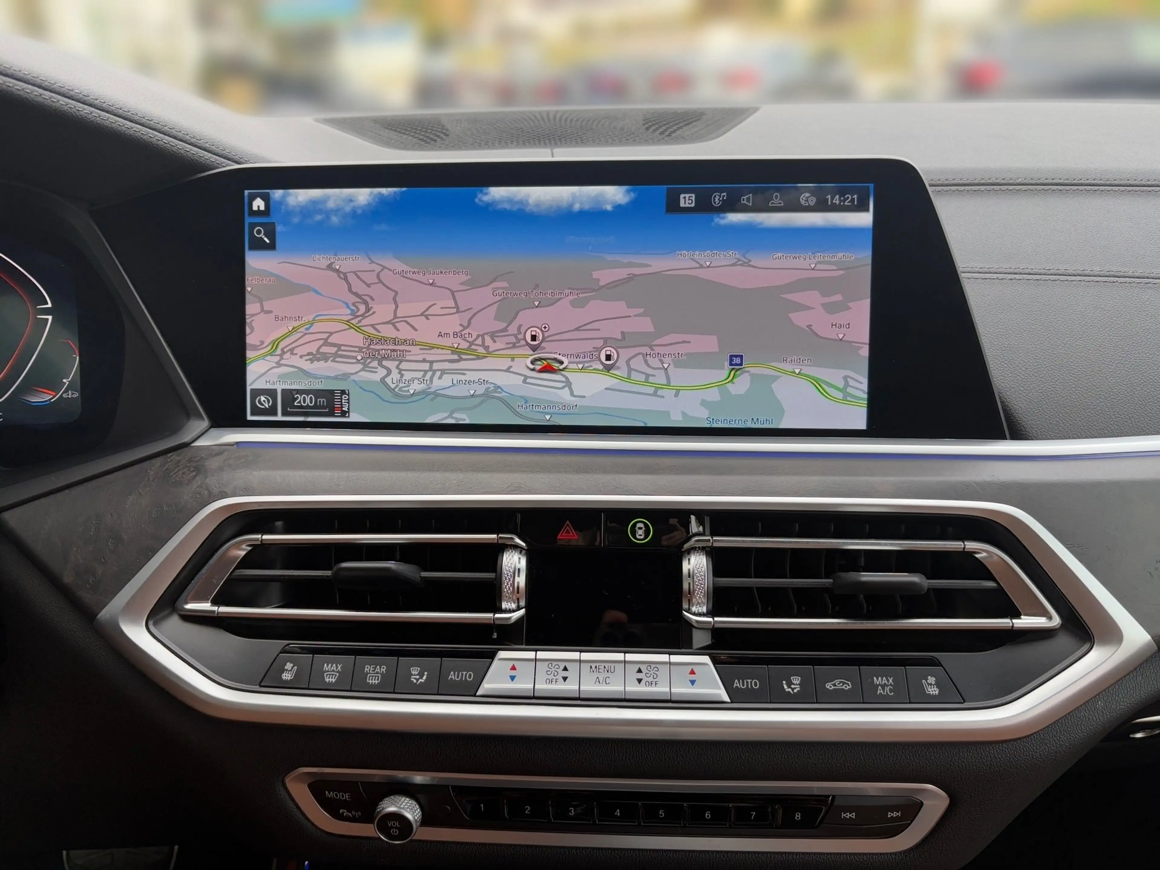 BMW X5 xDrive40d — photo 11