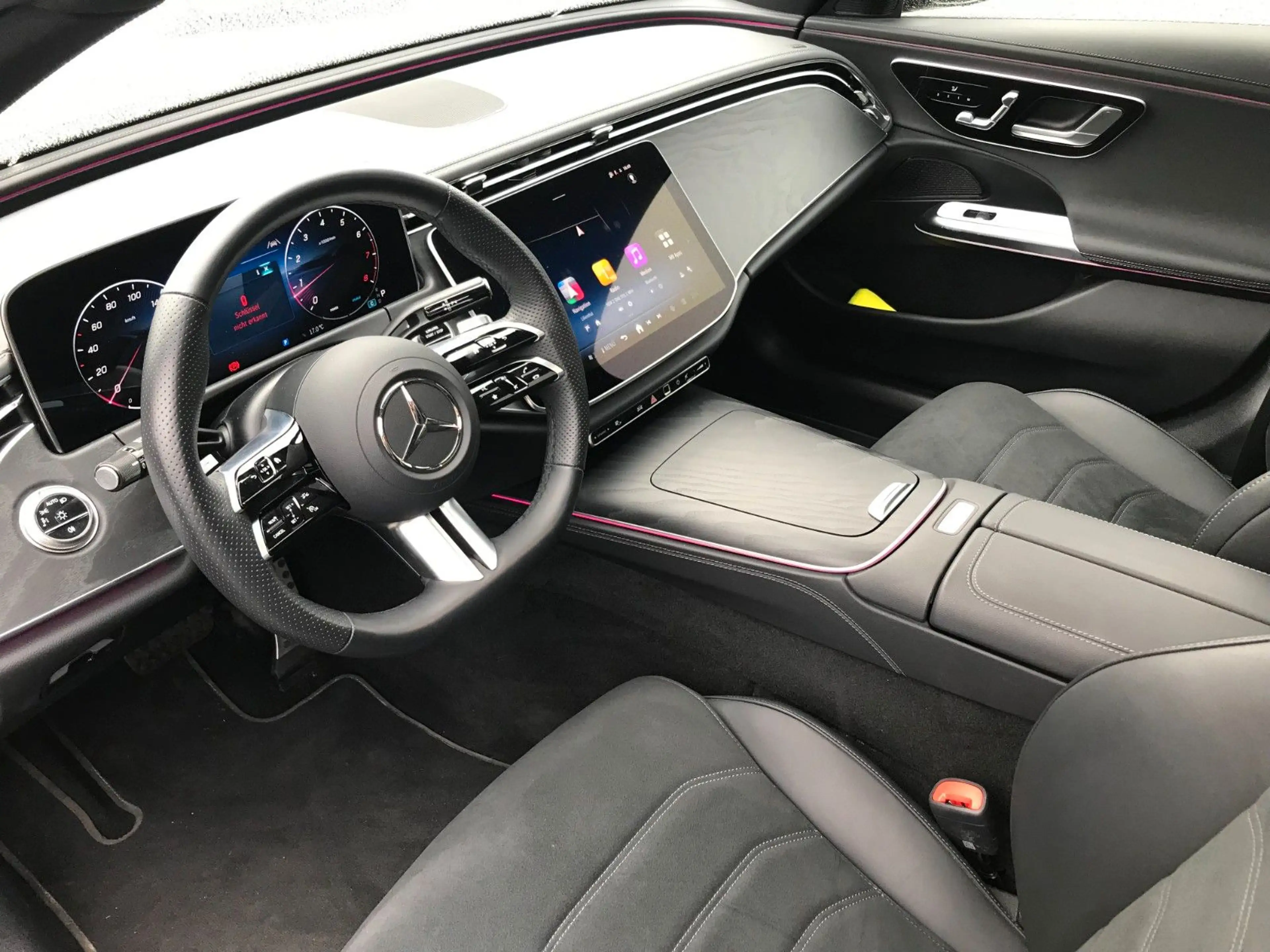 Mercedes-Benz E 200 AMG Line Adva. Plus Pano 360° Digi 20" Mem — photo 6