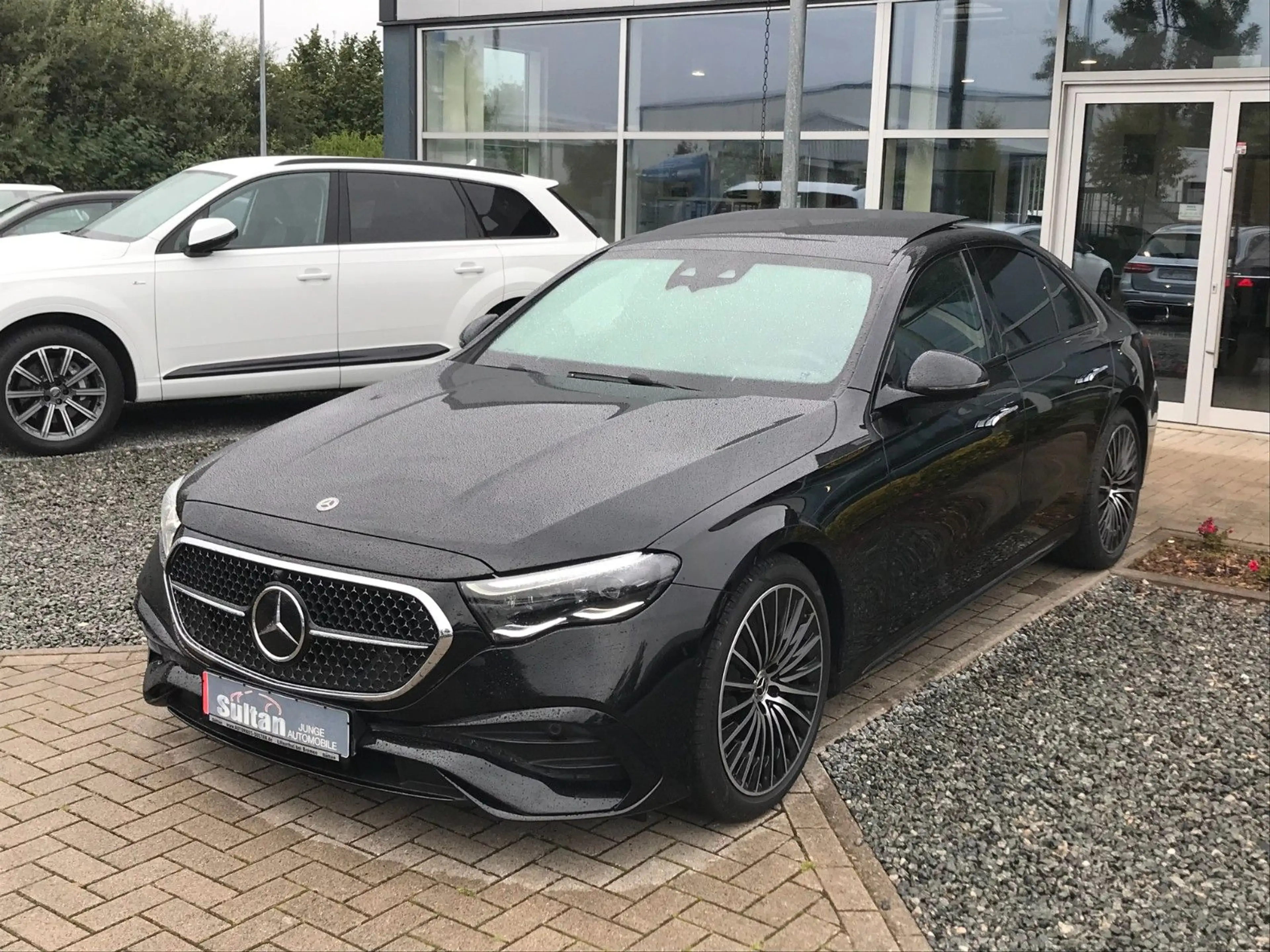 Mercedes-Benz E 200 AMG Line Adva. Plus Pano 360° Digi 20" Mem