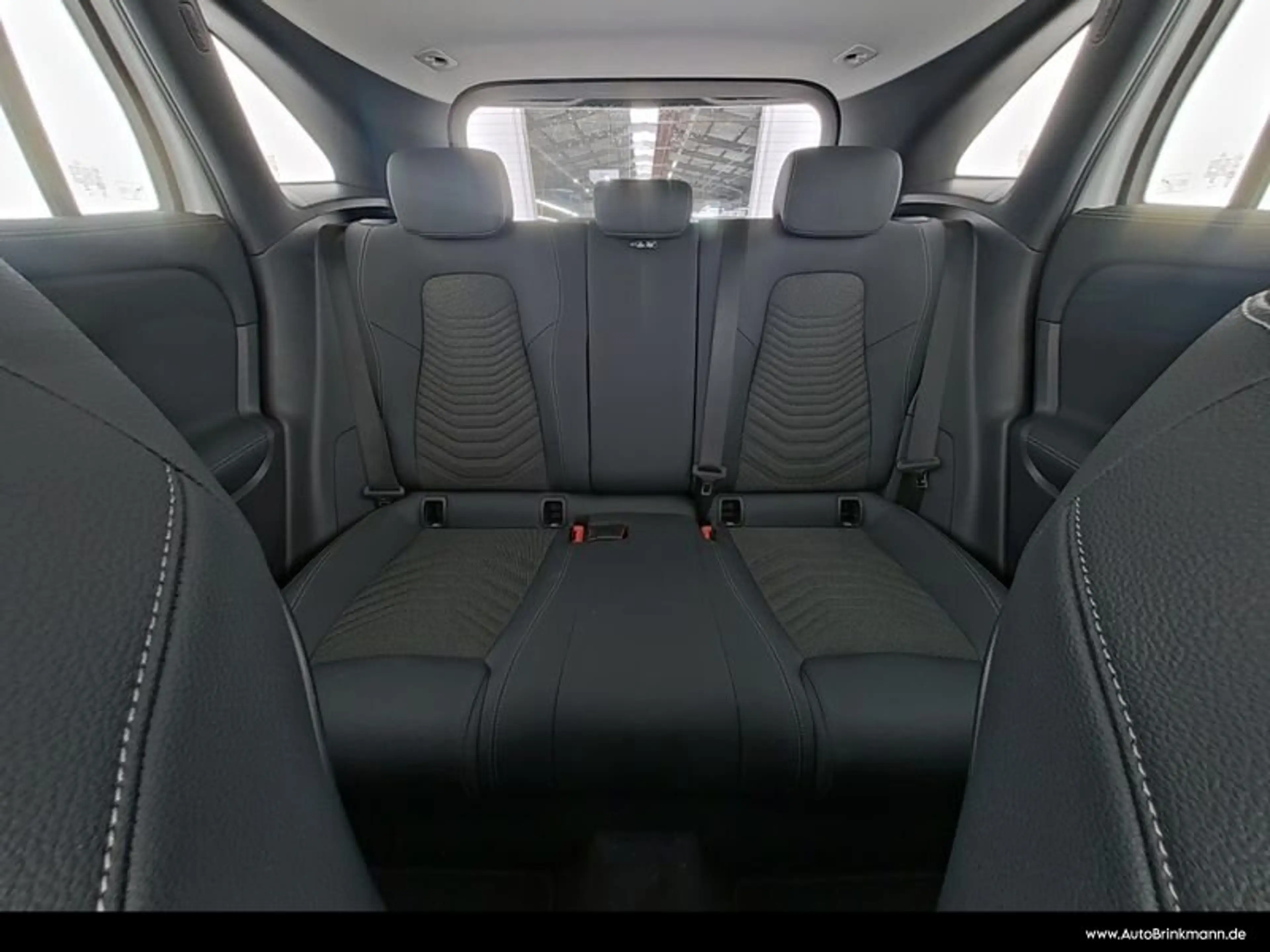 Mercedes-Benz GLA 180 GLA 180 DISTRONIC/360°/TOTW/LED/ADVANCED+ SHZ — photo 8