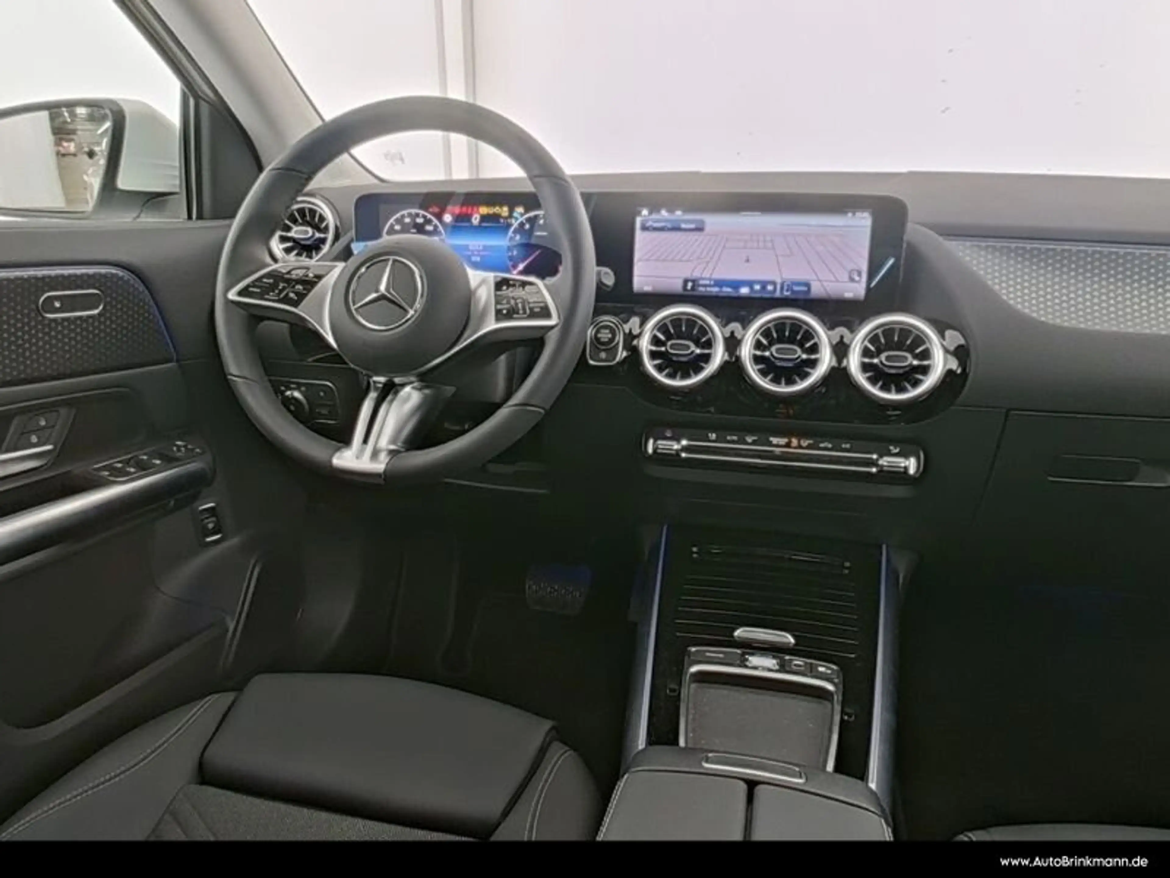 Mercedes-Benz GLA 180 GLA 180 DISTRONIC/360°/TOTW/LED/ADVANCED+ SHZ — photo 6