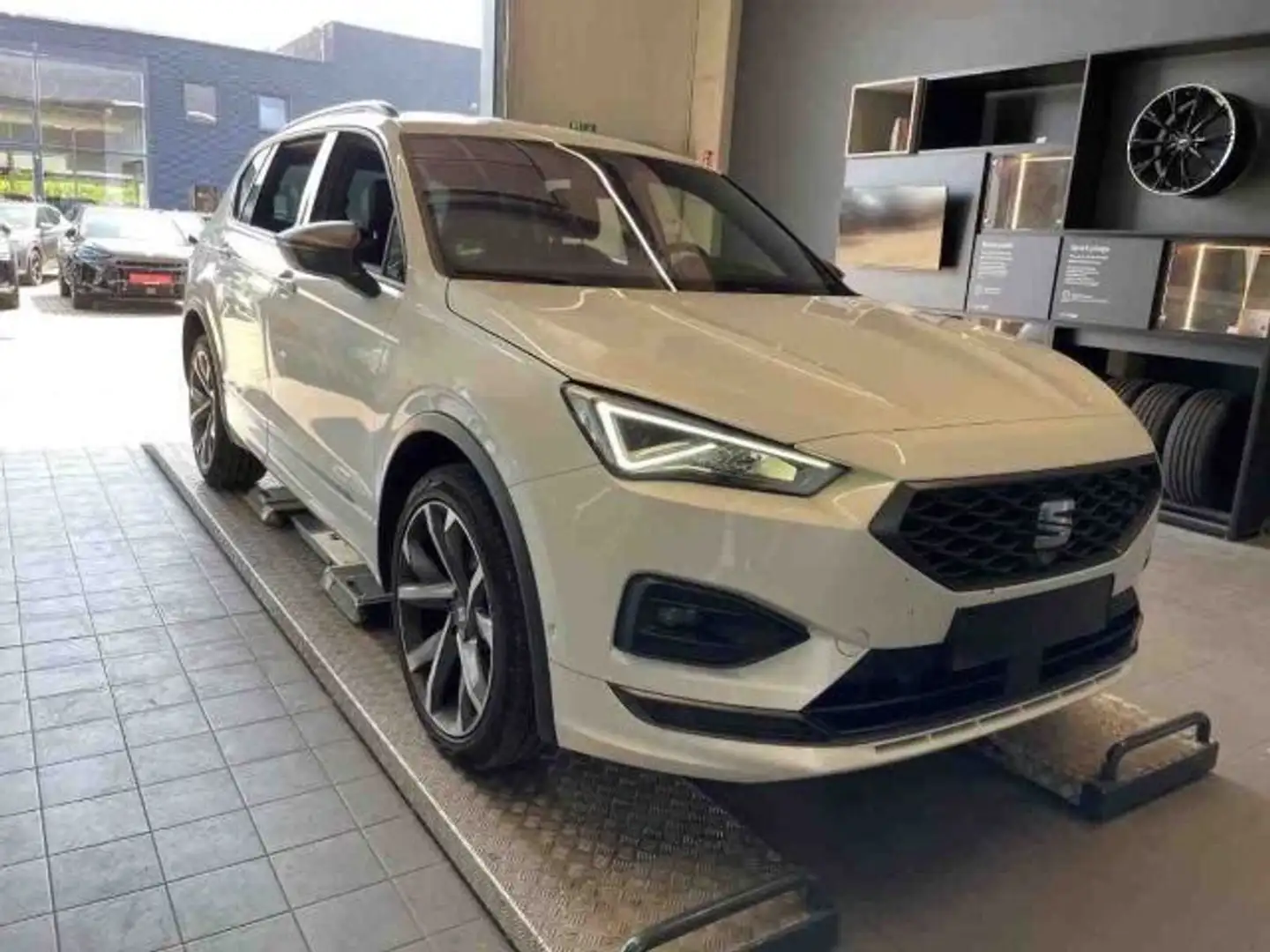SEAT Tarraco 2.0TDI 4x4 DSG FR-LINE LED+NAV+BEATS+DAB Blanco - 2