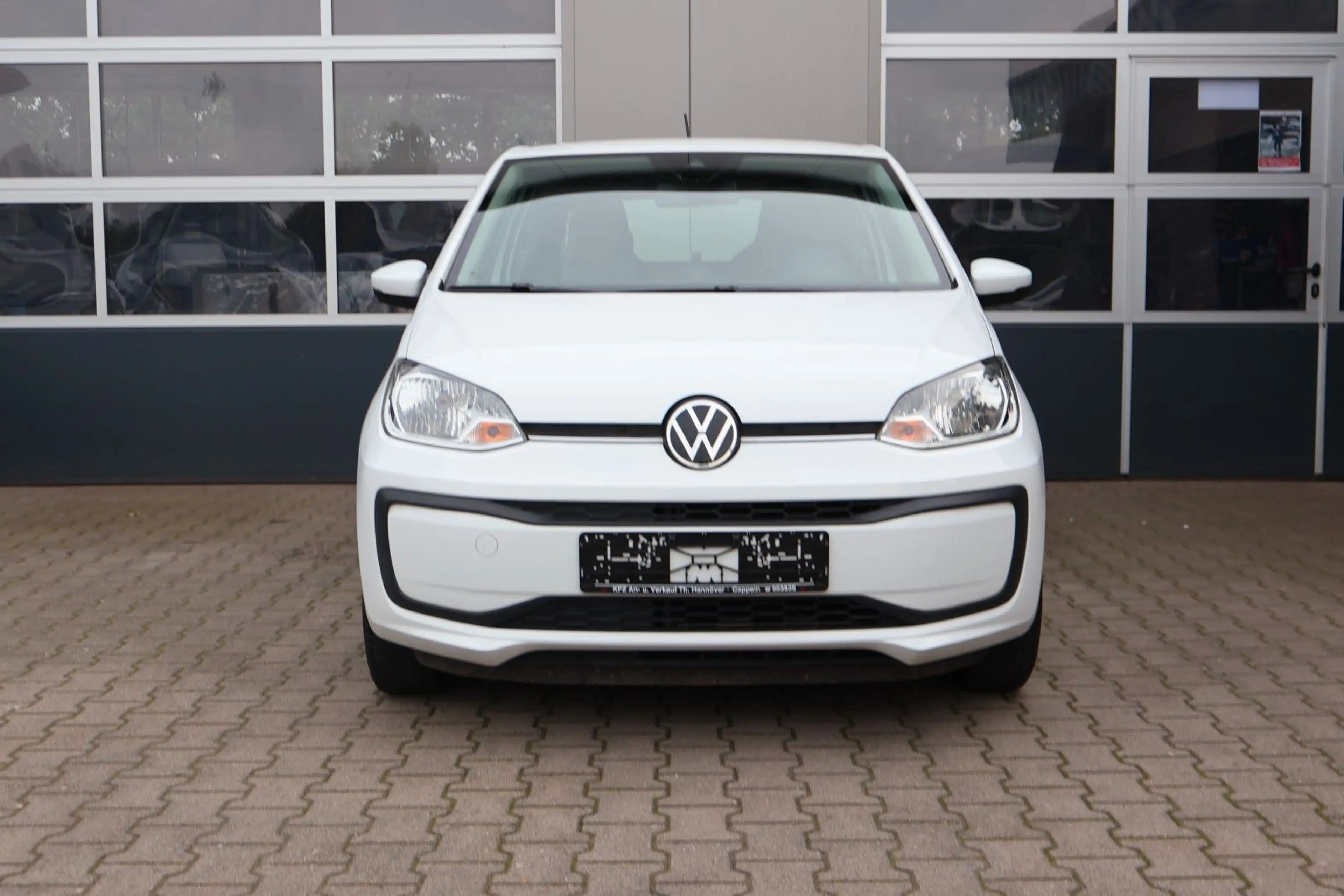 Volkswagen up! Basis Kamera/PDC/TÜV+Service neu — photo 8