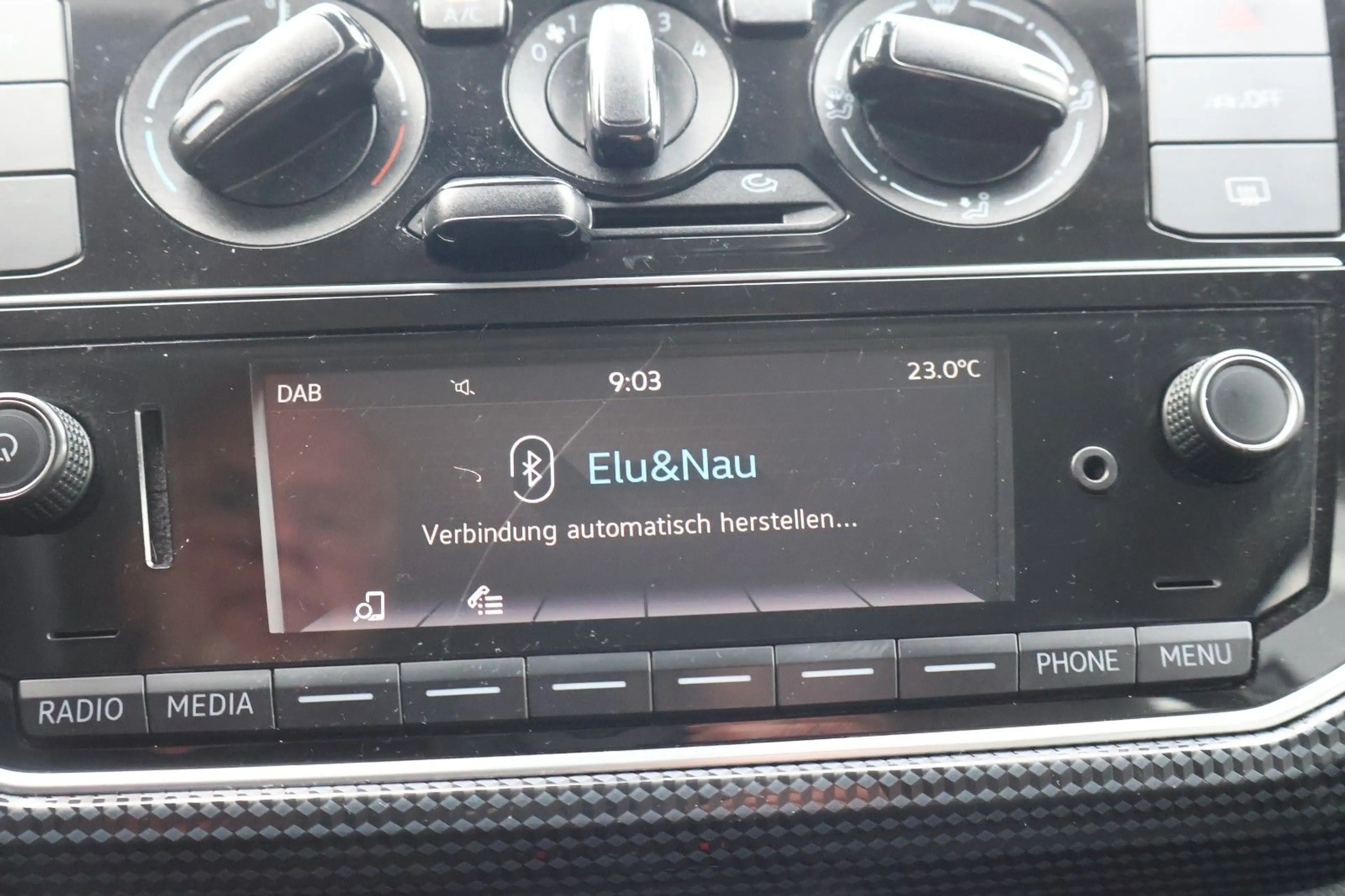 Volkswagen up! Basis Kamera/PDC/TÜV+Service neu — photo 18