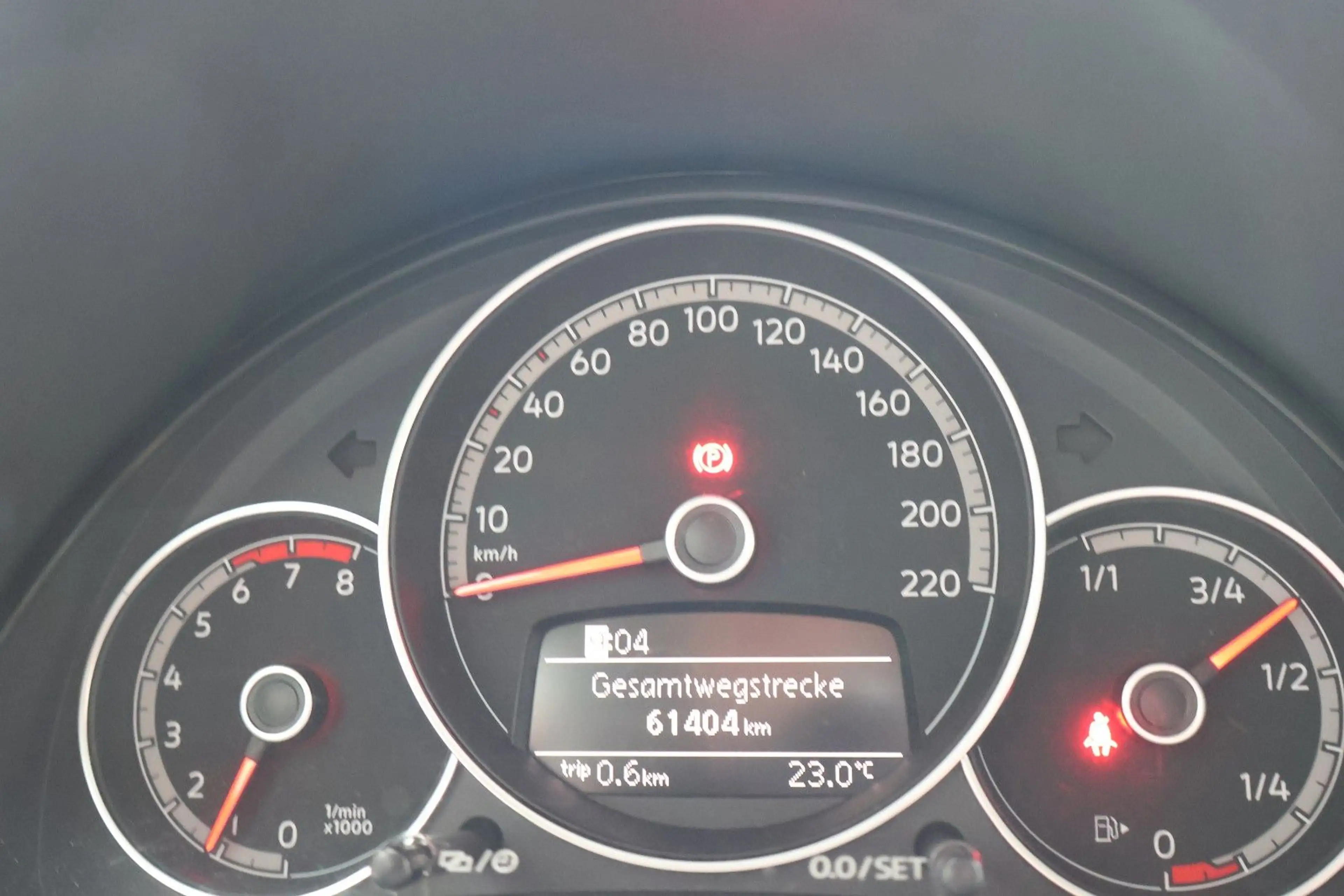 Volkswagen up! Basis Kamera/PDC/TÜV+Service neu — photo 19
