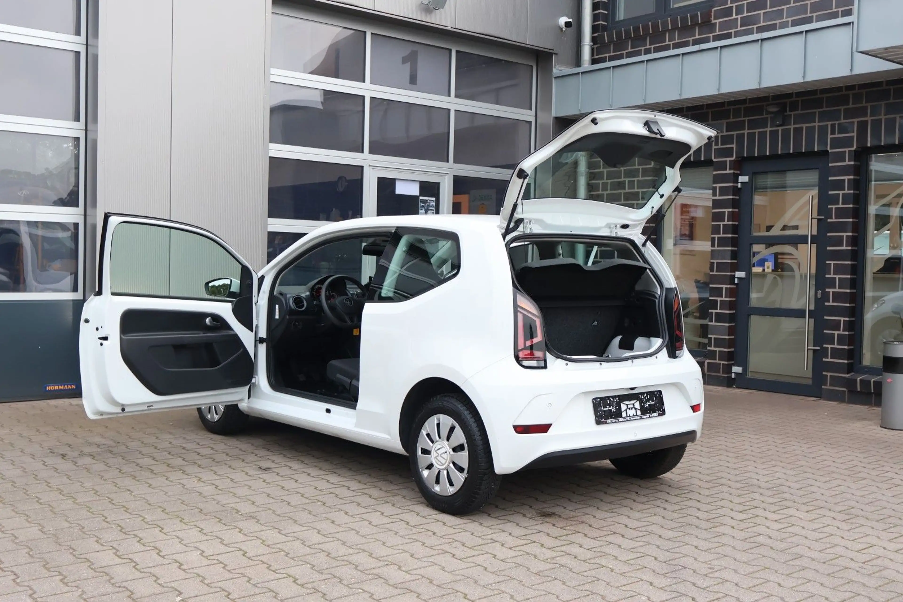 Volkswagen up! Basis Kamera/PDC/TÜV+Service neu — photo 31