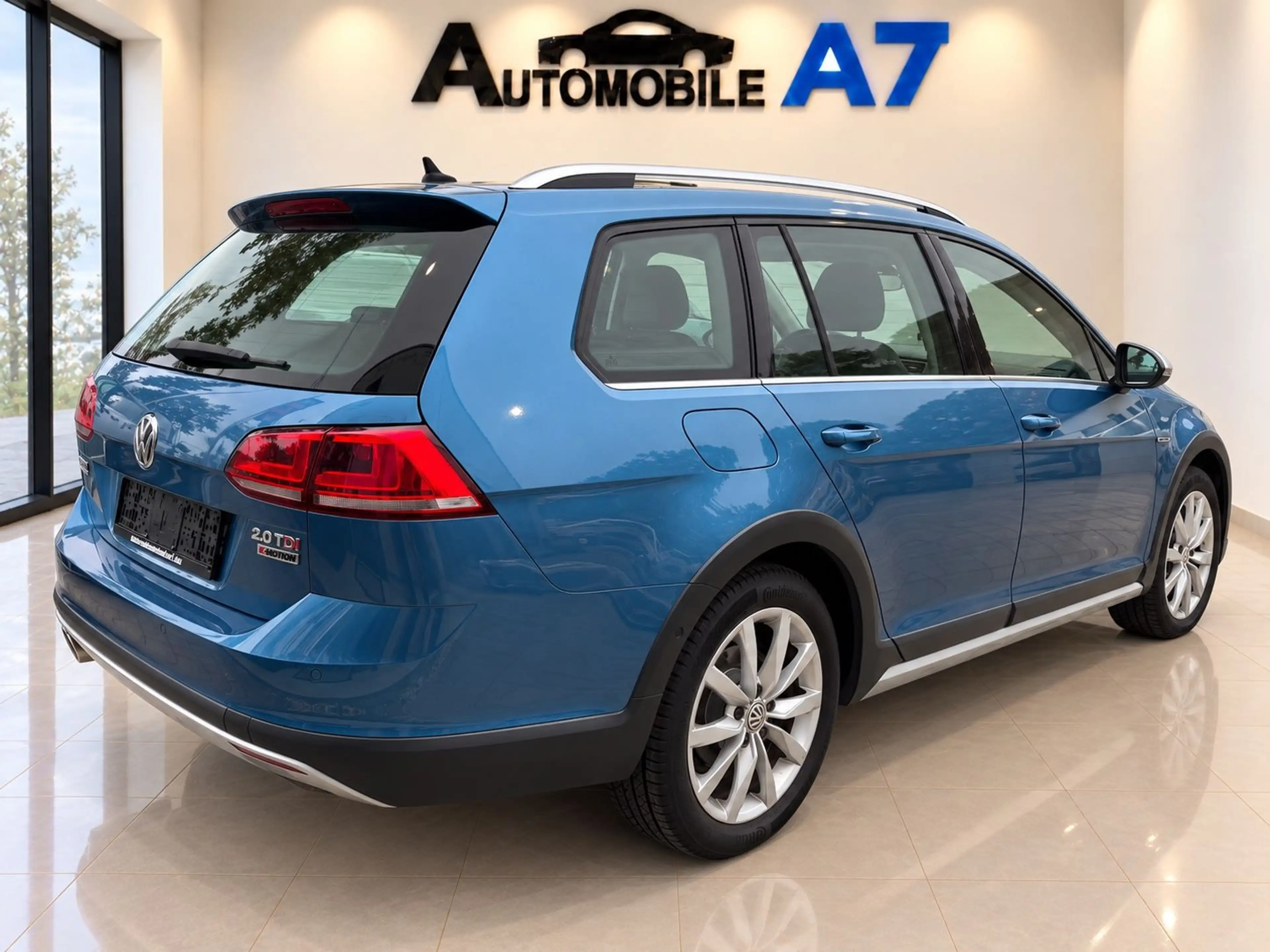 Volkswagen Golf VII Alltrack Variant 4Motion*PANO/STHZ/AHK* — photo 3