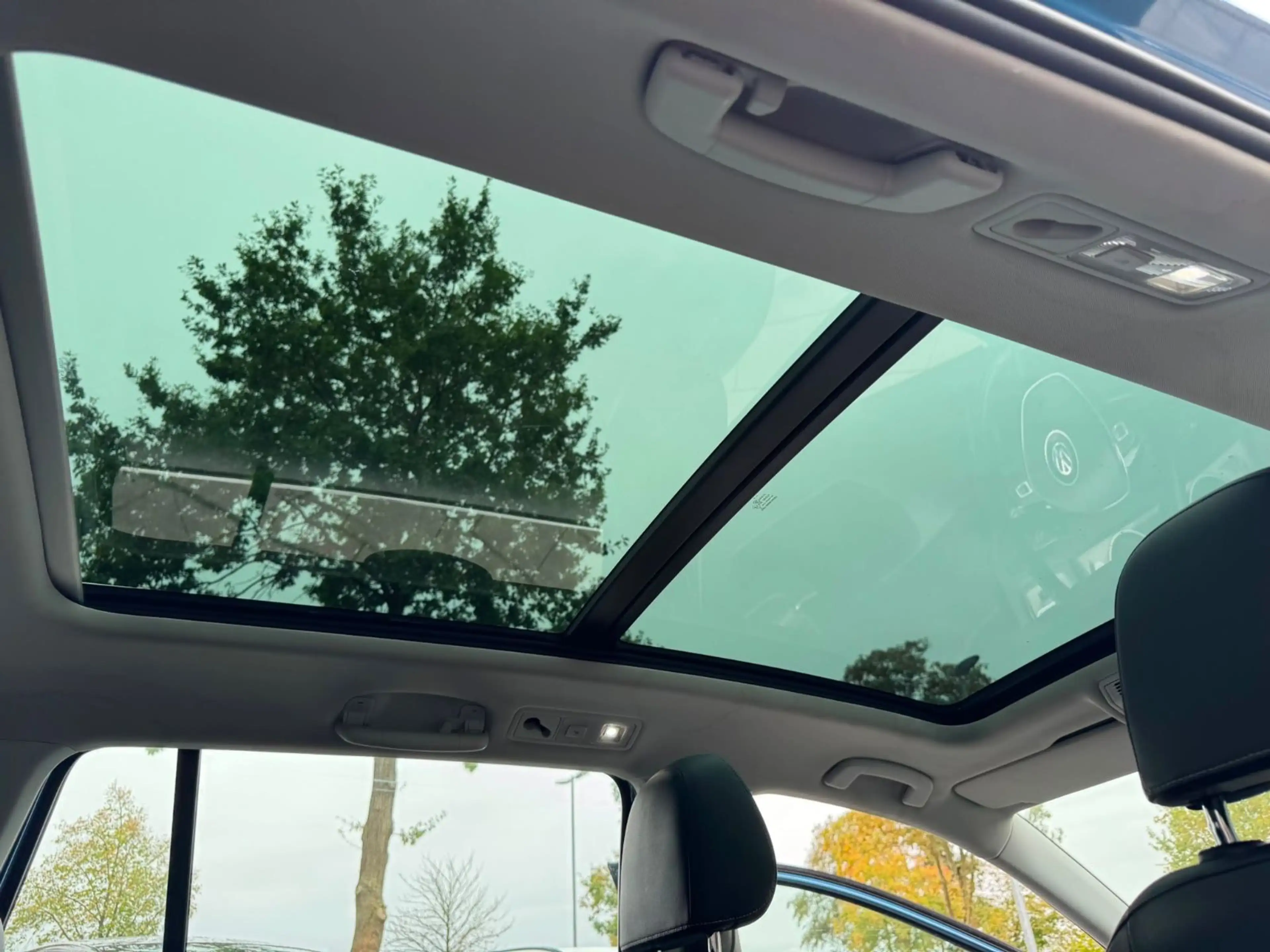 Volkswagen Golf VII Alltrack Variant 4Motion*PANO/STHZ/AHK* — photo 9