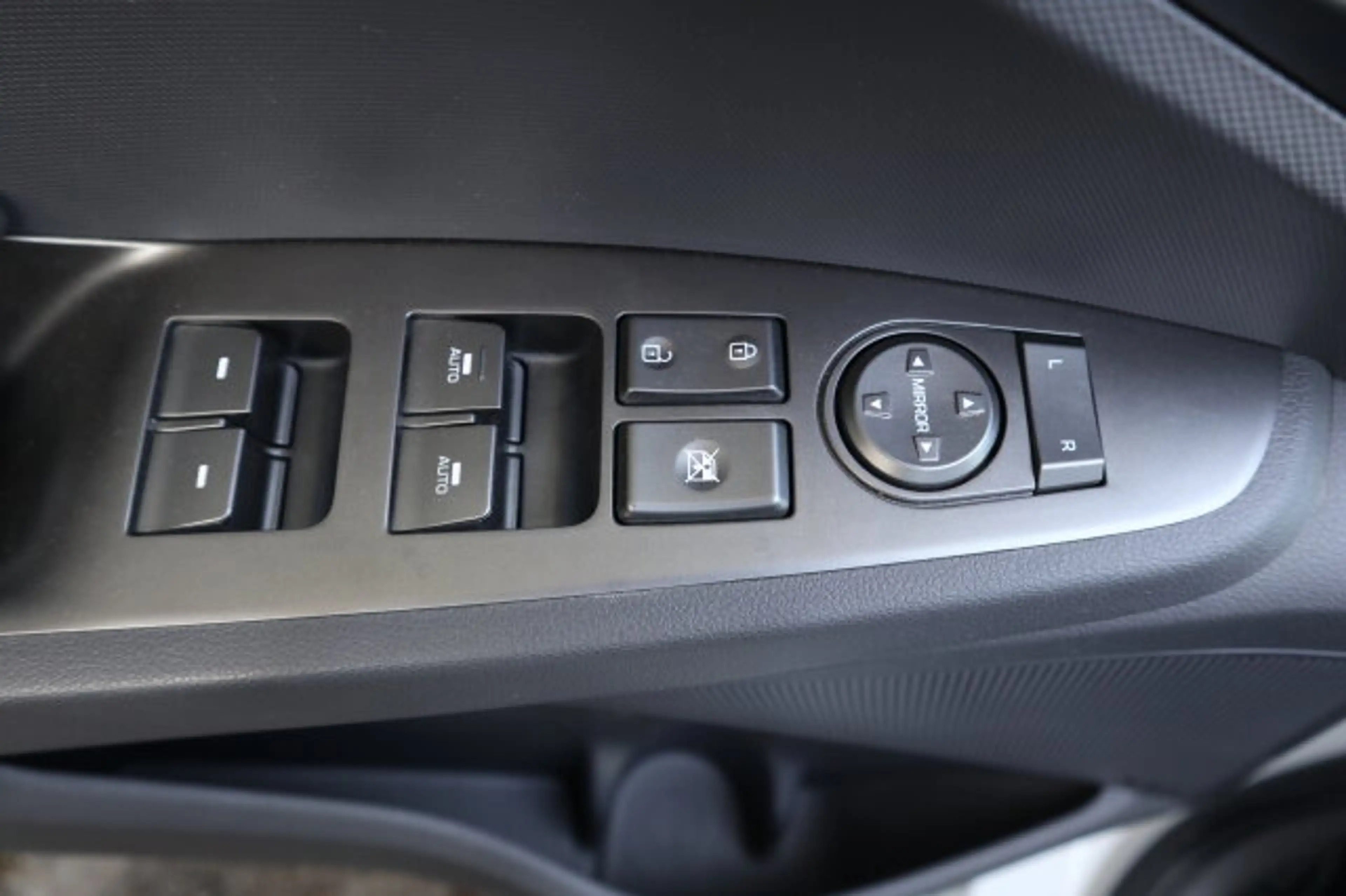 Hyundai IONIQ IONIQ Trend-Paket Elektro Klima/Sitzhzg./BC/eFH. — photo 9
