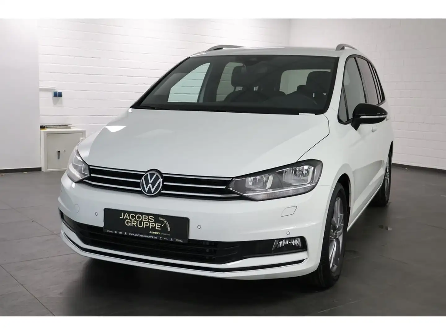 Volkswagen Touran 1.5 TSI Goal Navi,Matrix,AHK Bílá - 2