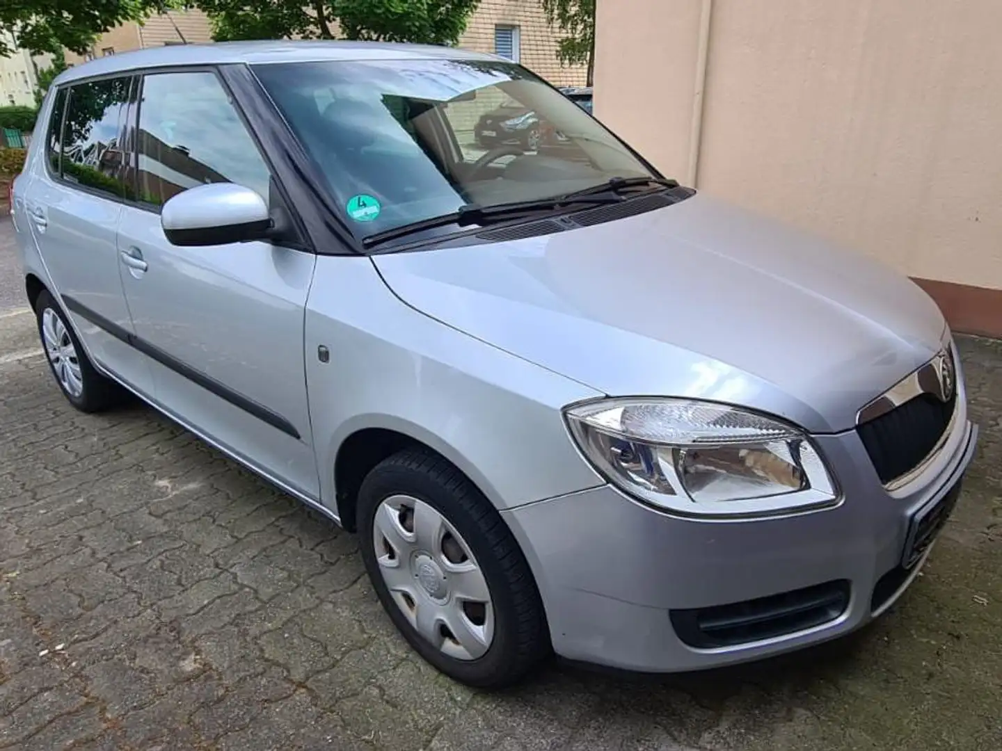 Skoda Fabia Fabia 1.4 16V Ambiente Silber - 2