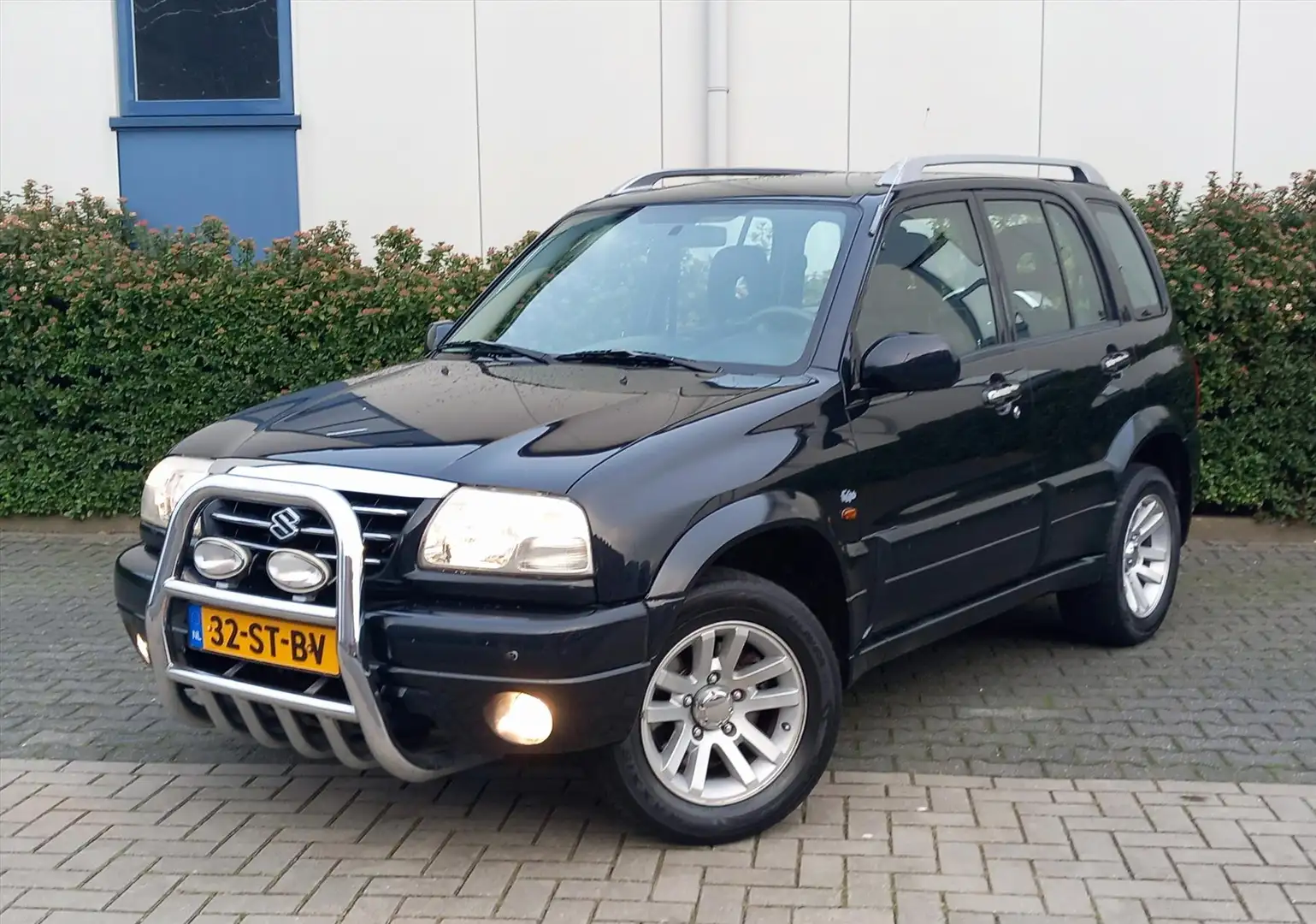 Suzuki Grand Vitara 2.0 5D Freestyle 4X4 Airco/Leer/Trekhaak Schwarz - 1