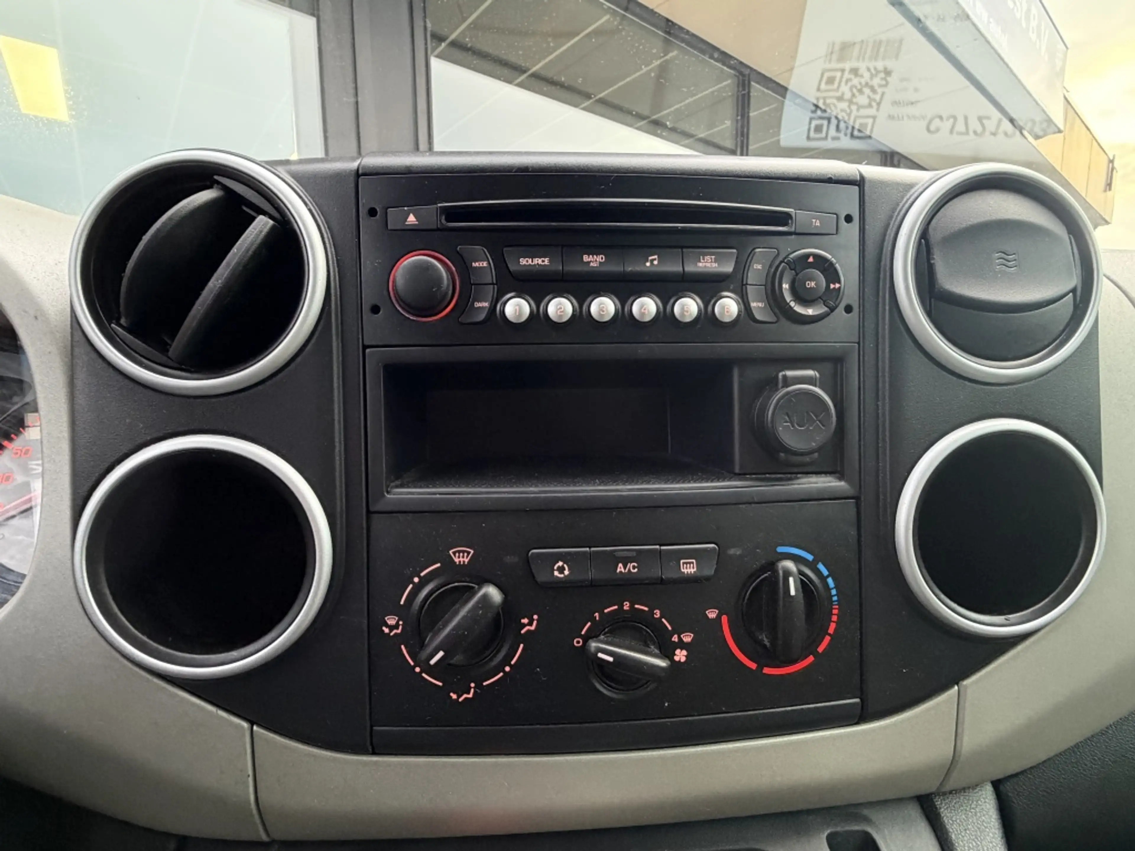 Citroen Berlingo 1.6 VTi Collection benzine 5-Pers. Black — photo 12