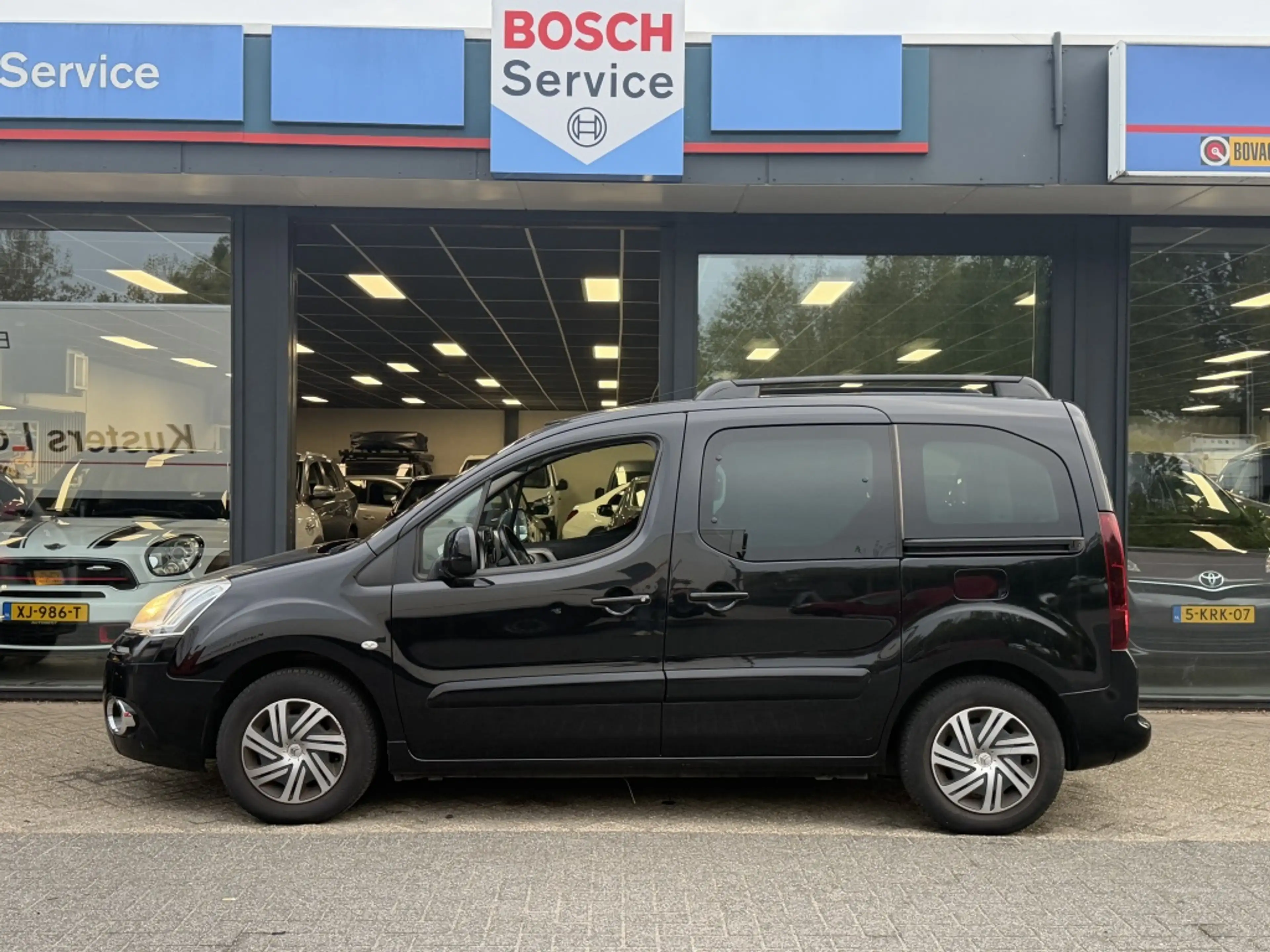 Citroen Berlingo 1.6 VTi Collection benzine 5-Pers. Black — photo 5
