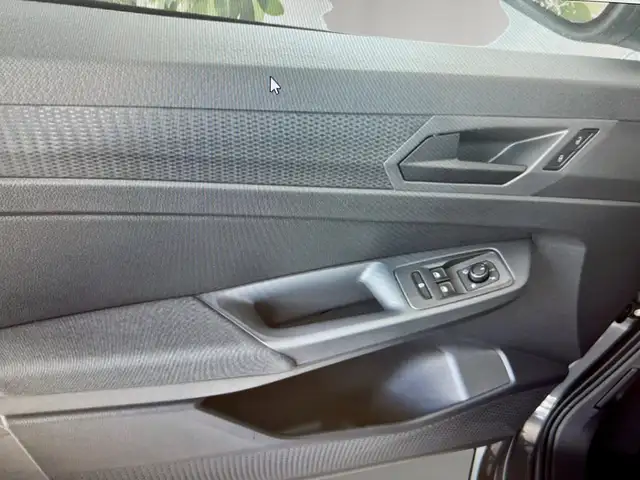 Volkswagen Caddy Maxi view 7