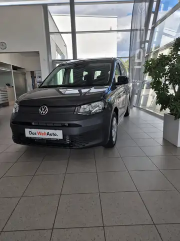 Volkswagen Caddy Maxi view 2