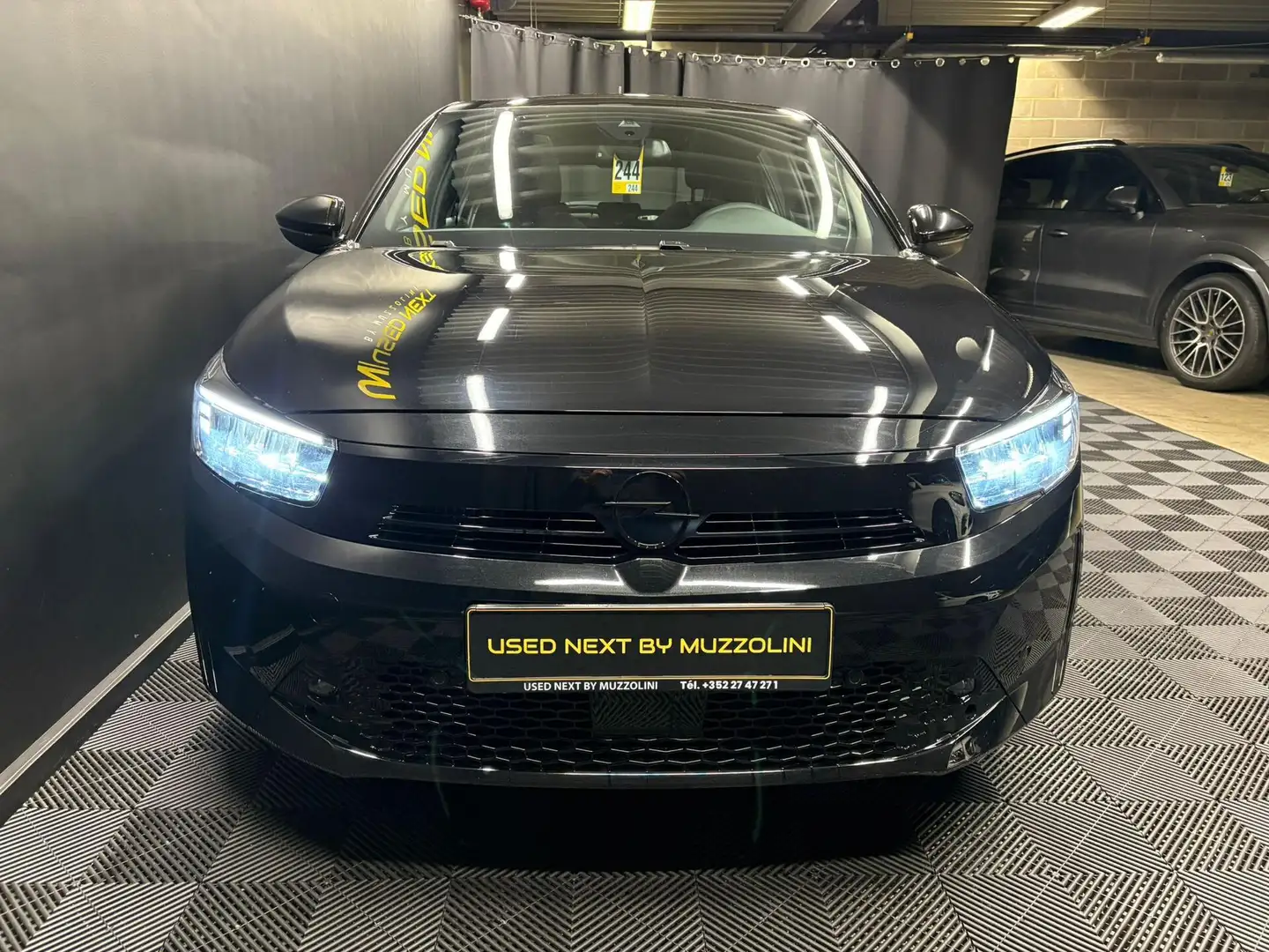 Opel Corsa TURBO Sport 1.2 100cv Man6 / Toit Panoramique -... Noir - 2