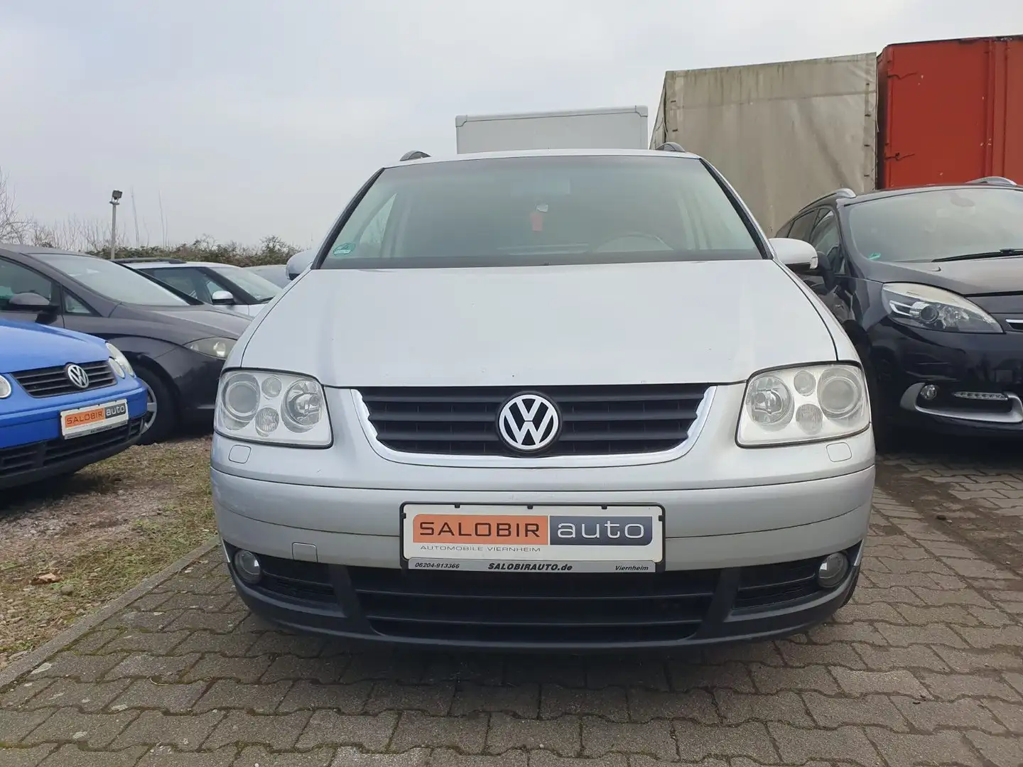 Volkswagen Touran Highline 2.0 TDI DSG XENON KEIN TÜV Stříbrná - 2