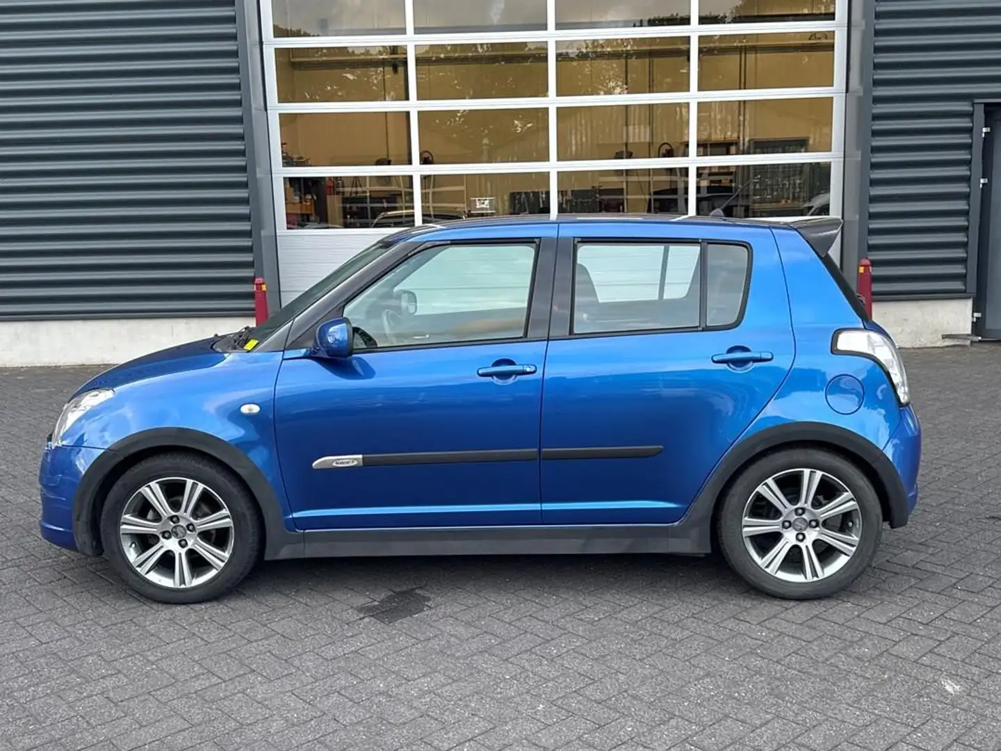 Suzuki Swift GT 1.3 Shogun, airco, sportpakket Azul - 2
