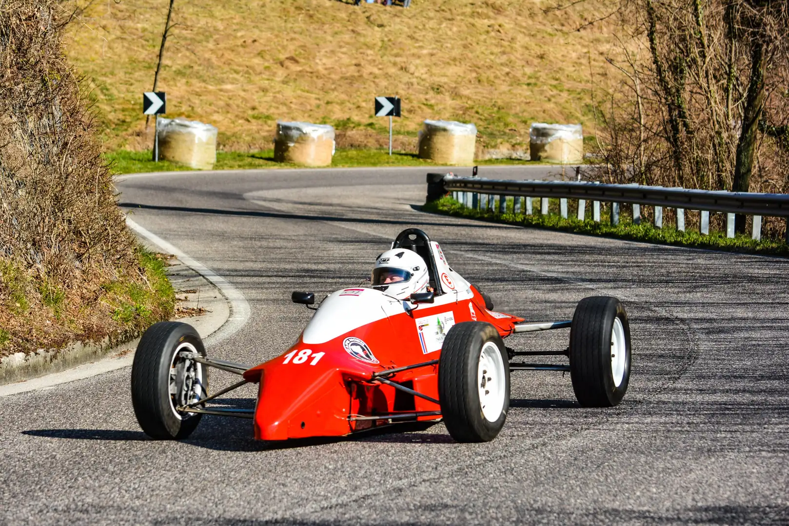 Altro Van Diemen RF89 Formula Ford Rosso - 1
