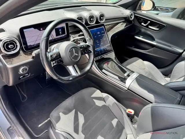 Mercedes-Benz 300 view 8