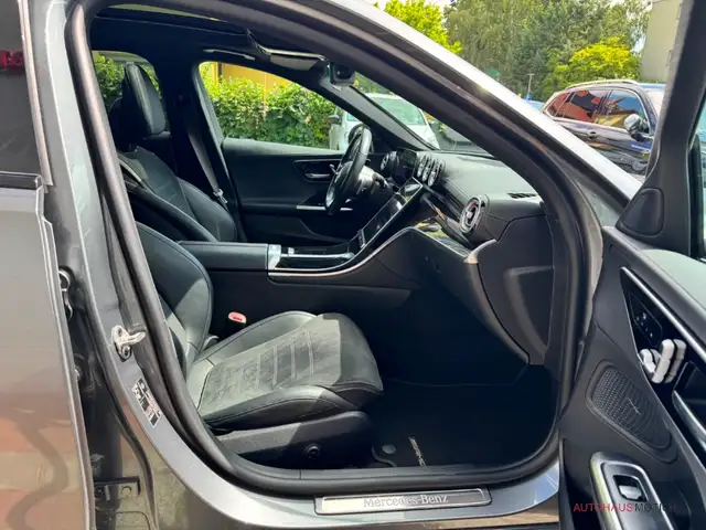 Mercedes-Benz 300 view 13