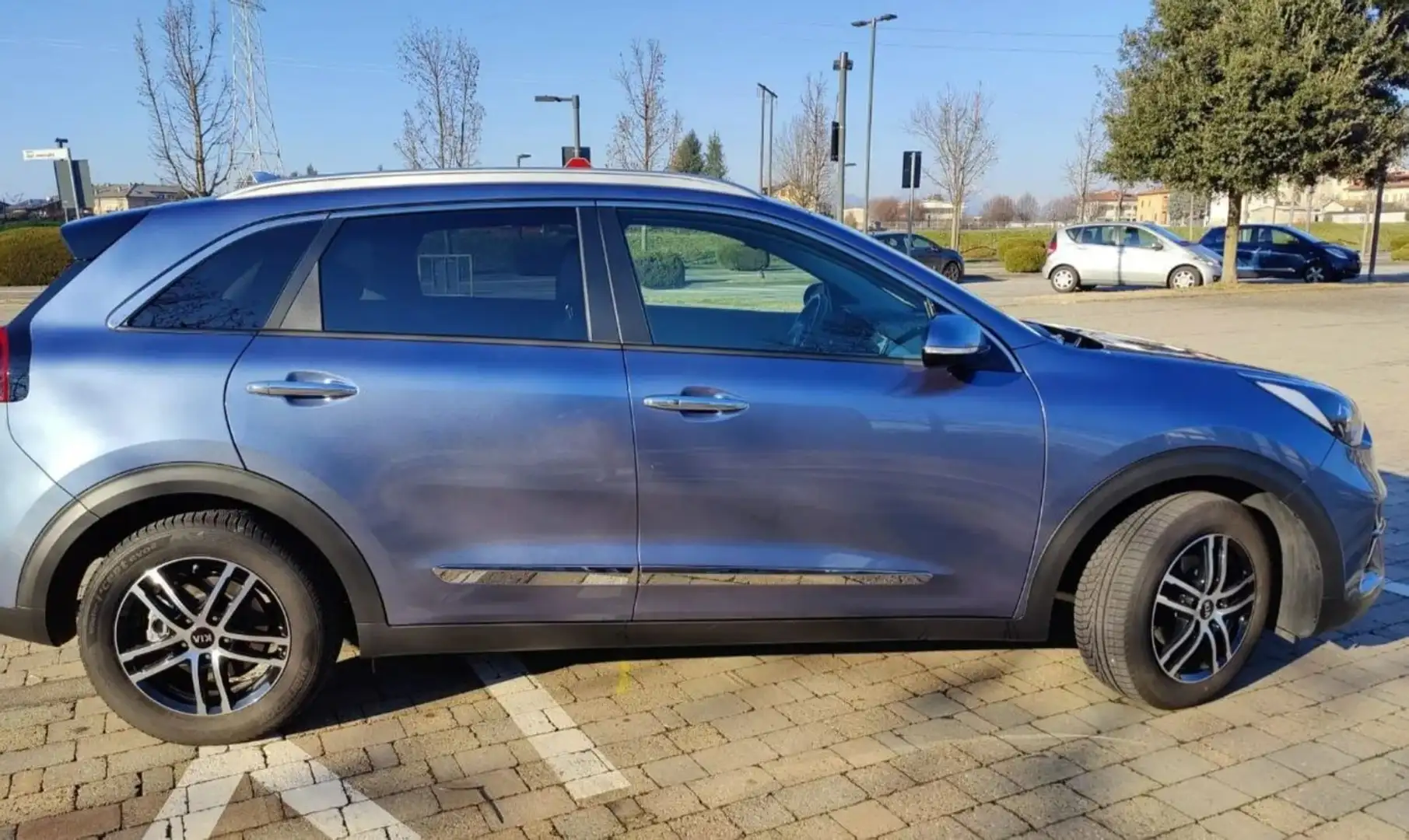 Kia Niro Niro+1.6+gdi+hev+Energy+dct+my18 Blu/Azzurro - 1