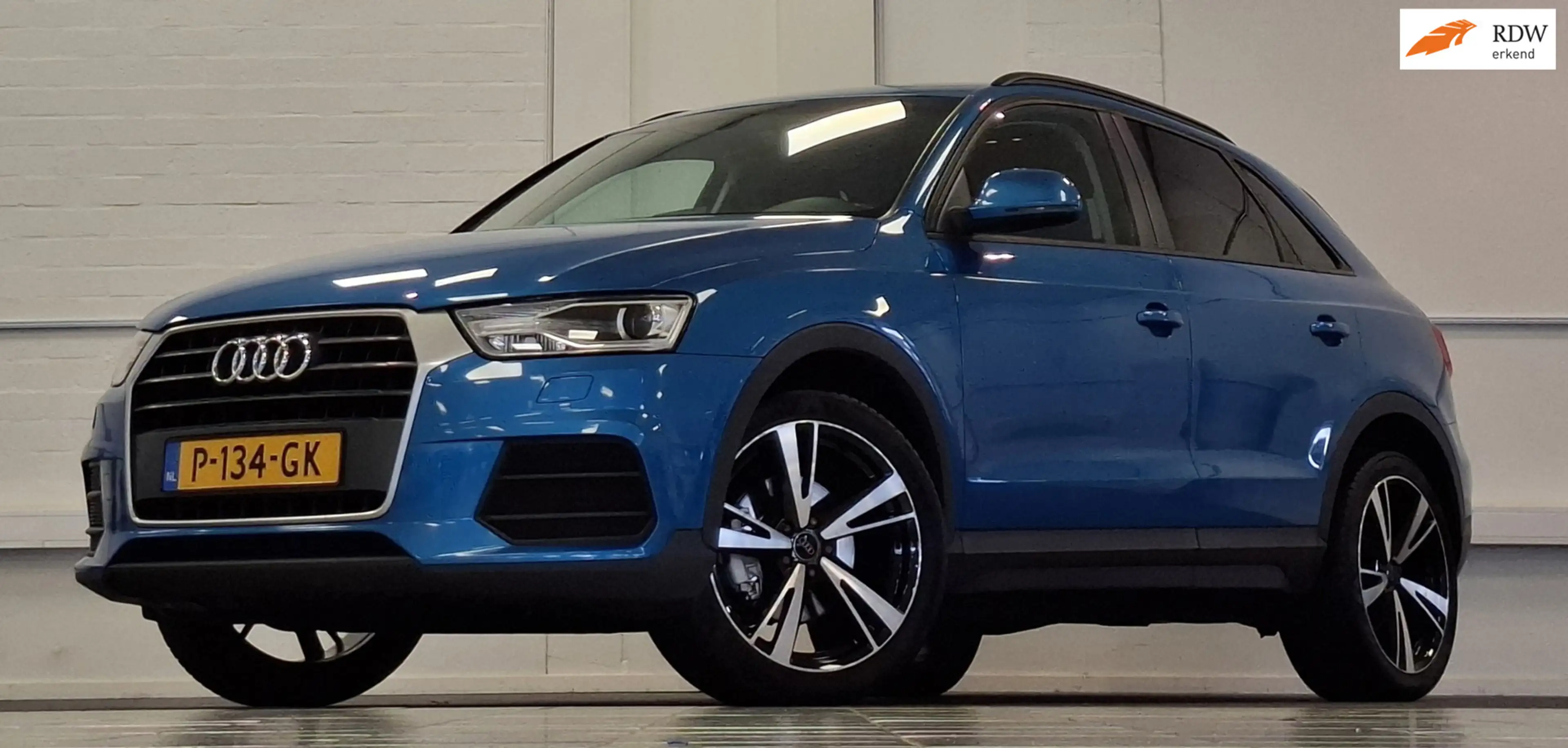 Audi Q3 1.4 TFSI CoD Sport Pro Line S 19" LM velgen Navi M