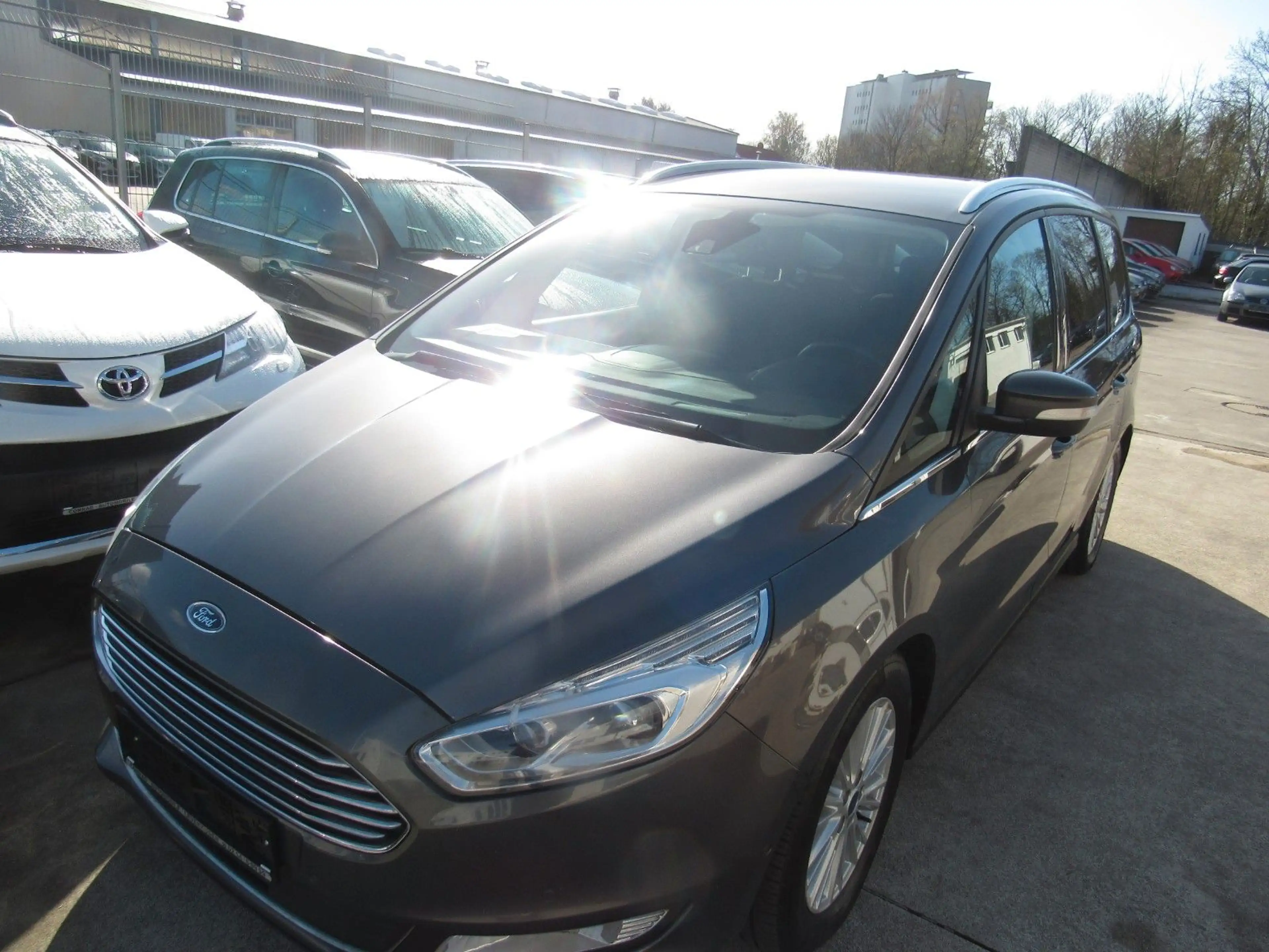 Ford Galaxy Titanium,AUTOMATIK,7-SITZE. — photo 2