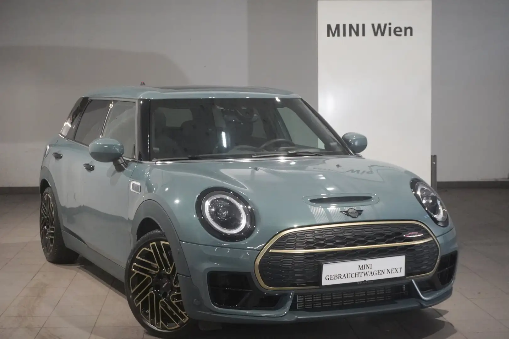 MINI John Cooper Works Clubman Grün - 1