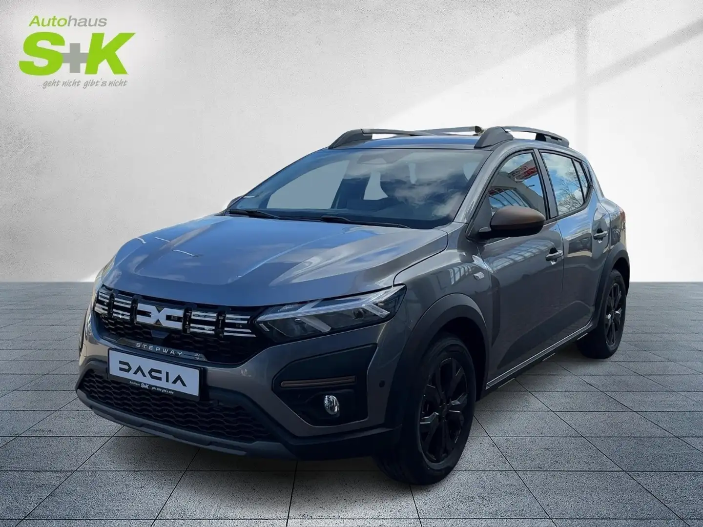 Dacia Sandero Stepway Extreme TCe 110+KAMERA+SHZG+CARP Grau - 1