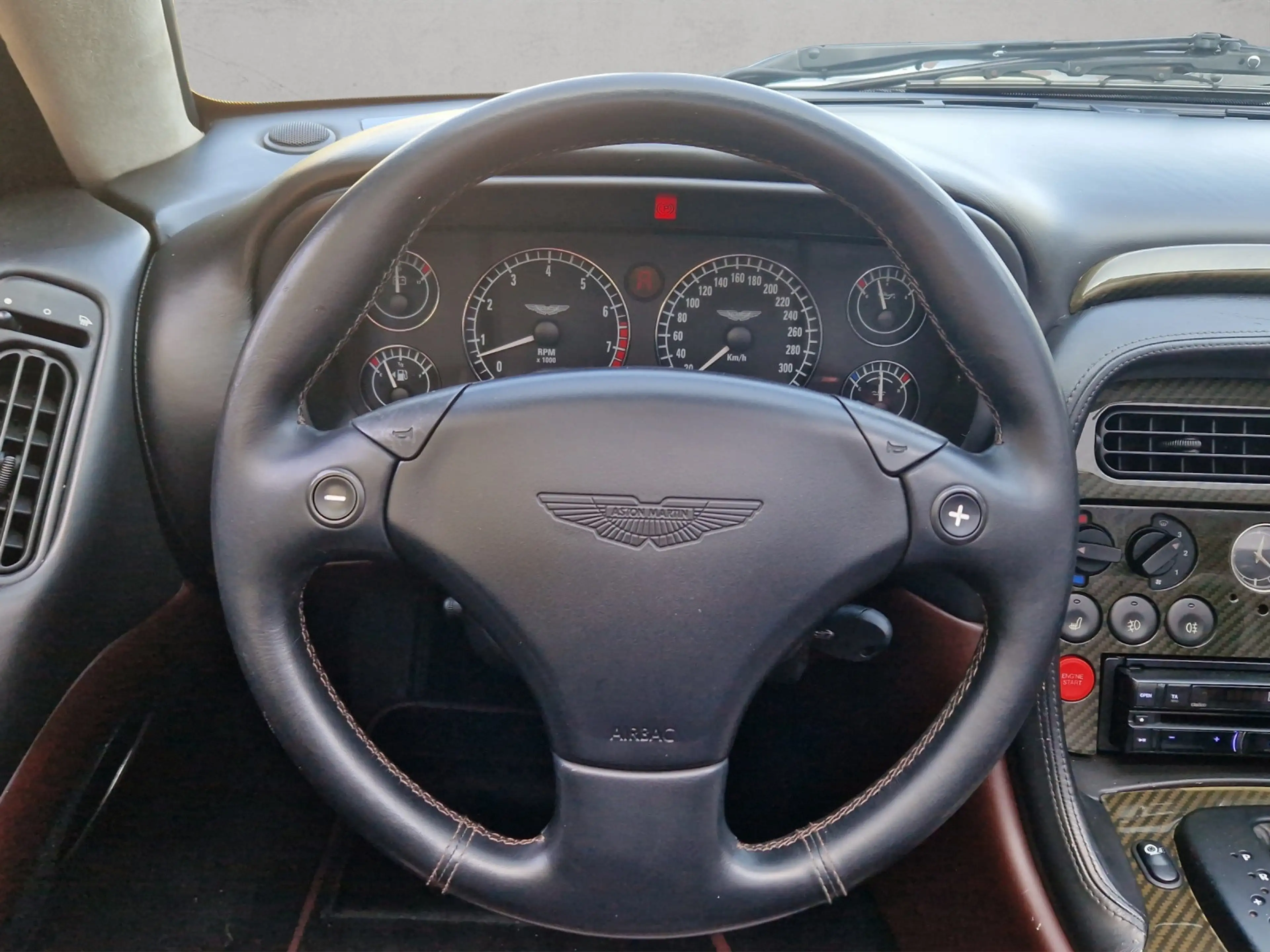Aston Martin DB7 Vantage V12 Tempomat Leder Sitzheizung — photo 13