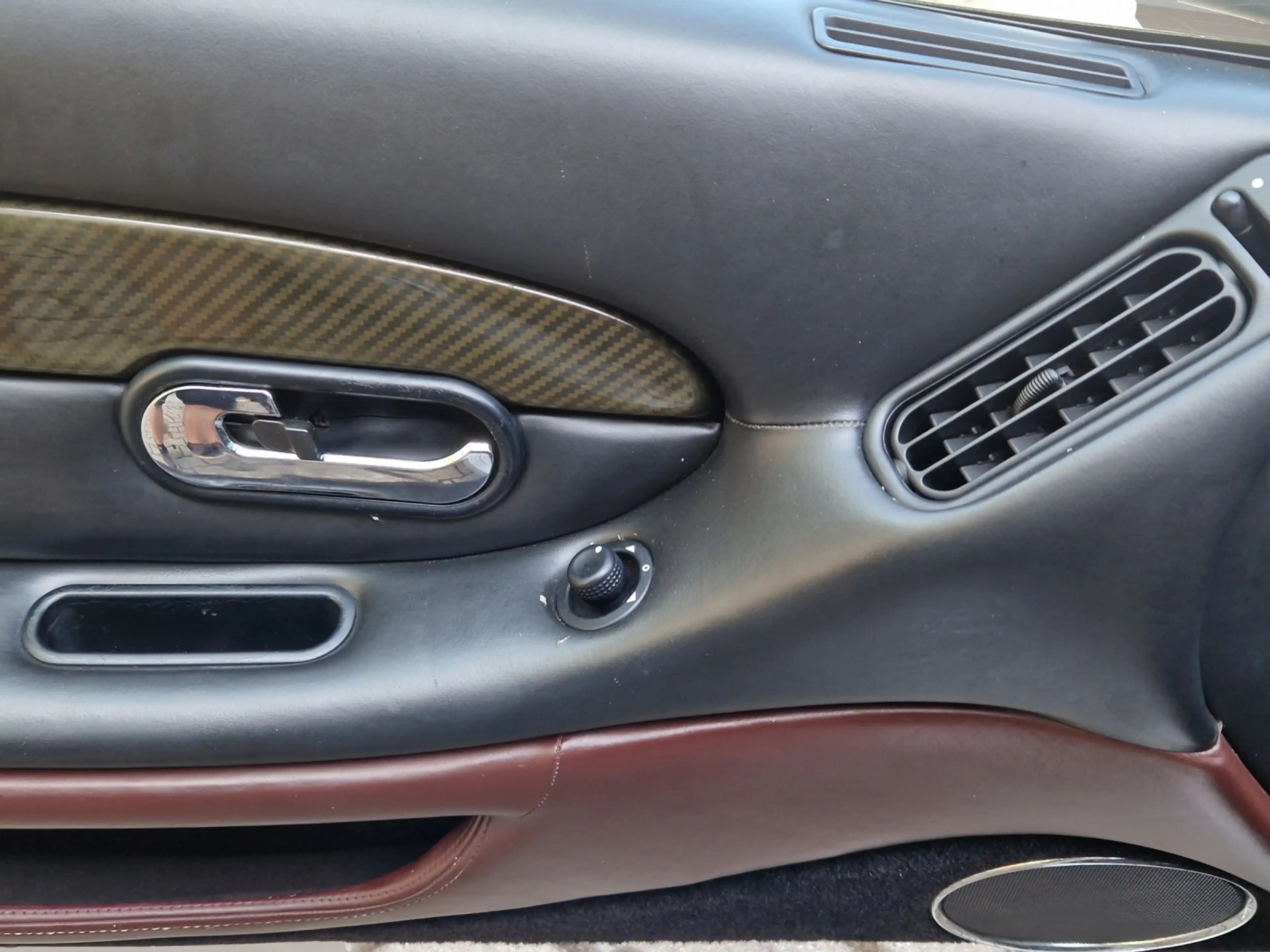 Aston Martin DB7 Vantage V12 Tempomat Leder Sitzheizung — photo 14