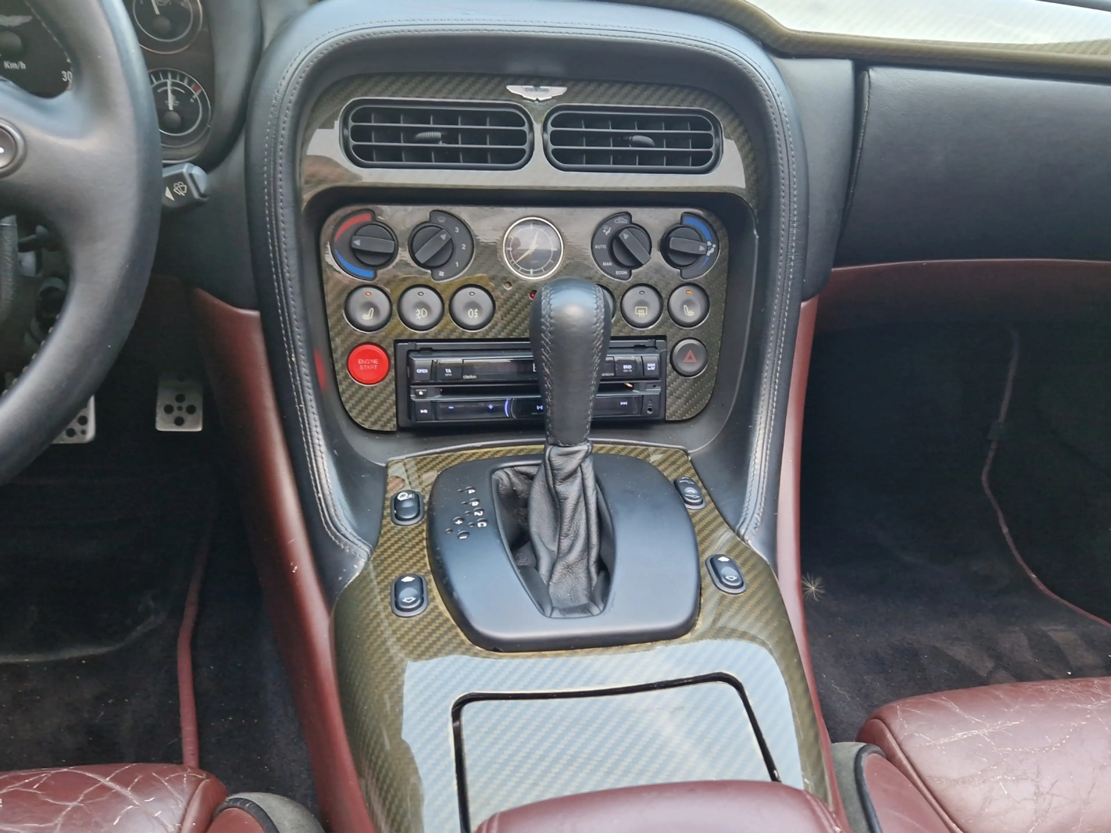 Aston Martin DB7 Vantage V12 Tempomat Leder Sitzheizung — photo 12