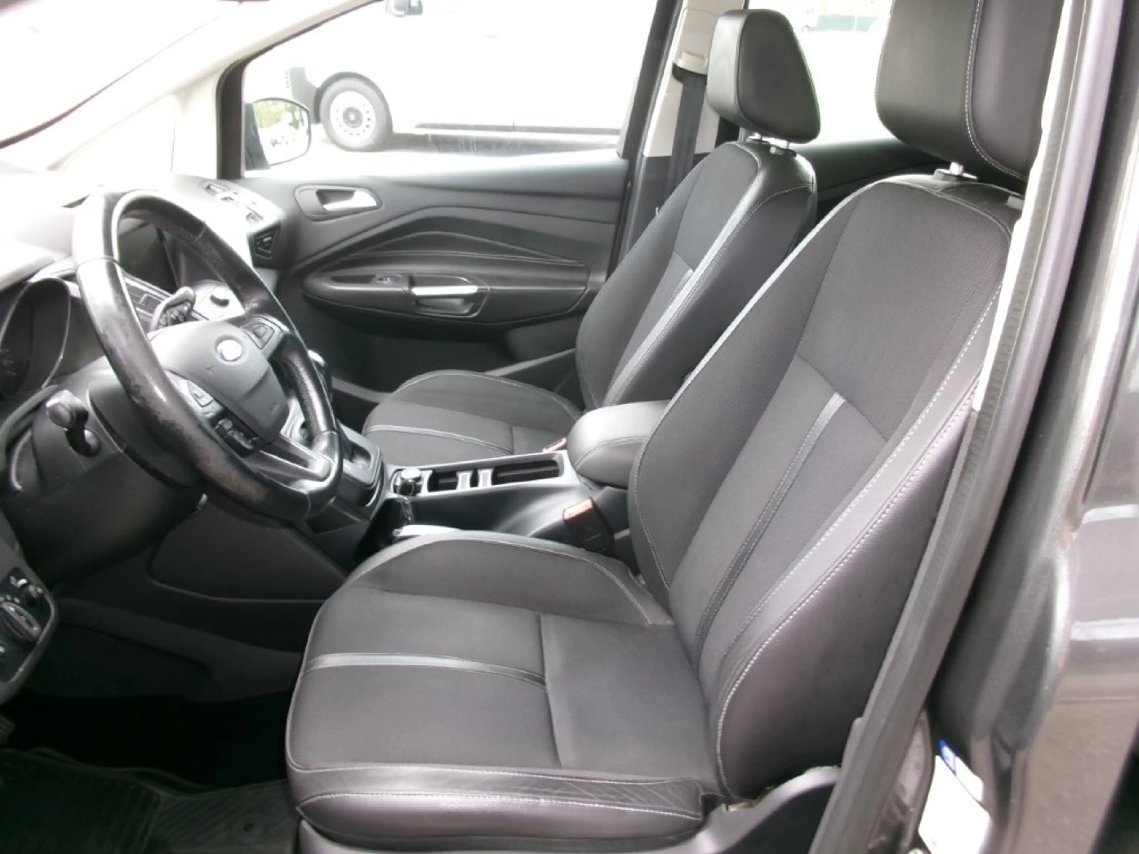 Ford Grand C-Max Grand C-MAX Titanium 2,0TDCi Powershift !!! EXTRAS !!! TOPGEBRAUCHTER !!! — photo 15