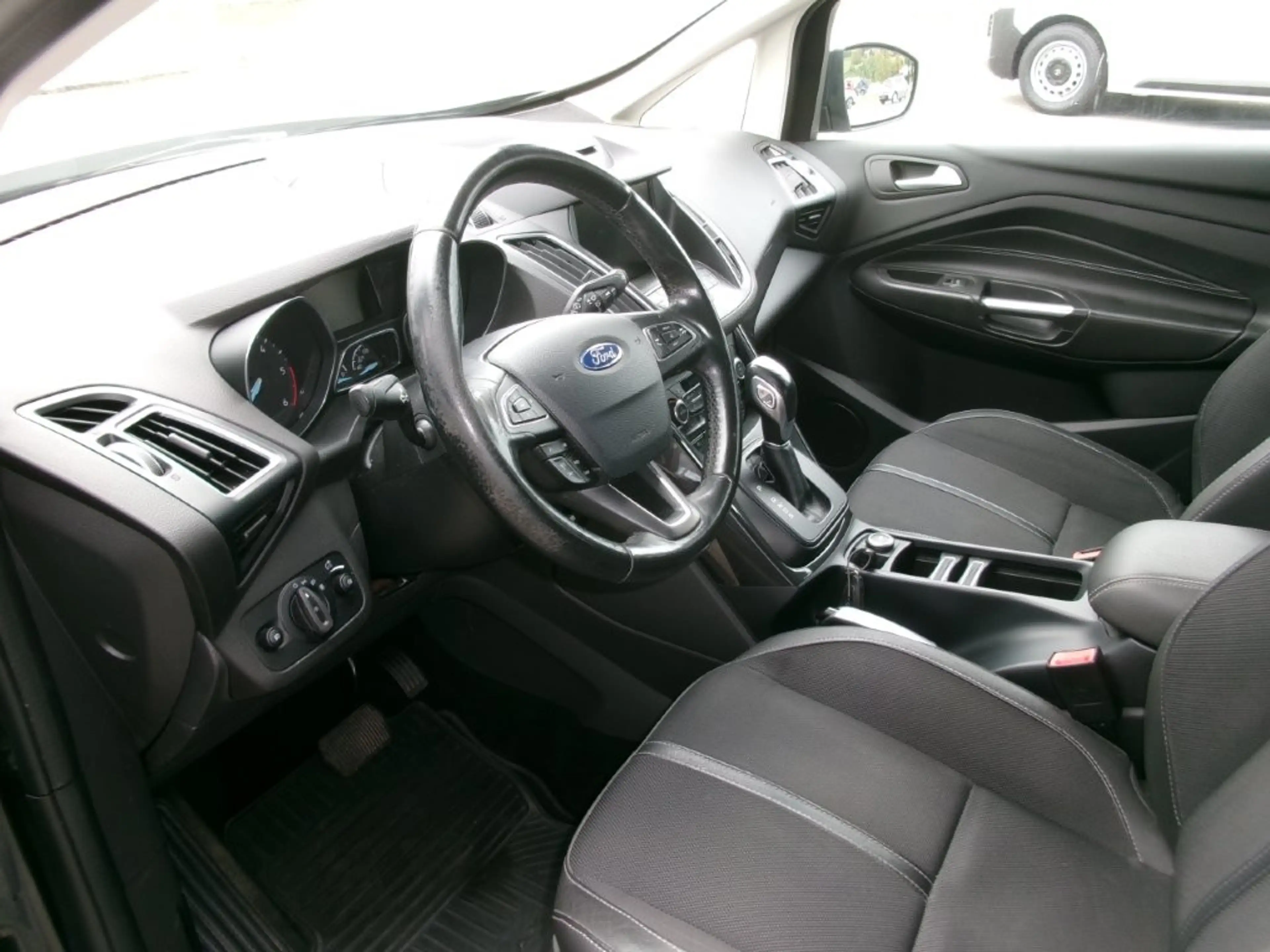 Ford Grand C-Max Grand C-MAX Titanium 2,0TDCi Powershift !!! EXTRAS !!! TOPGEBRAUCHTER !!! — photo 14