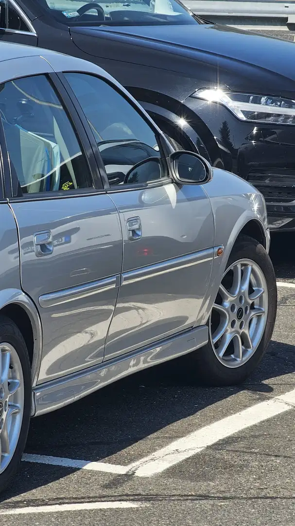 Opel Vectra Elegance 1,8i 16V - 1