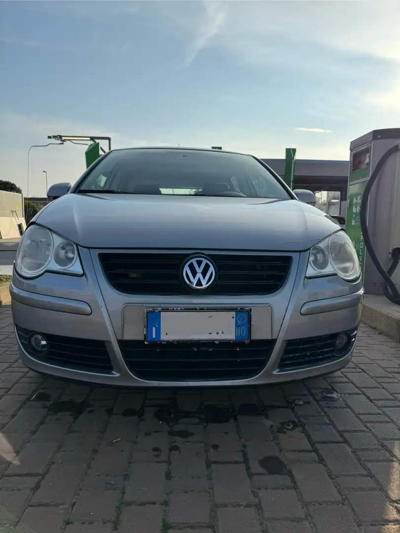Volkswagen Polo Polo IV 2005 5p 1.4 Sportline 80cv Argento - 1