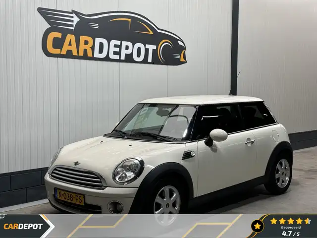 2009 Mini Hatch in White for sale