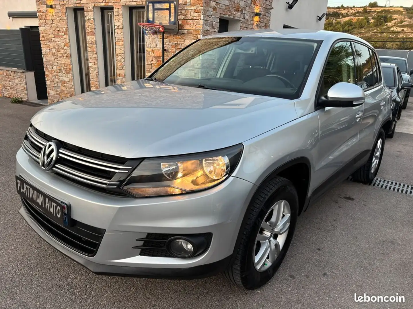 Volkswagen Tiguan (2) 2.0 TDI 110 Sportline Grigio - 1