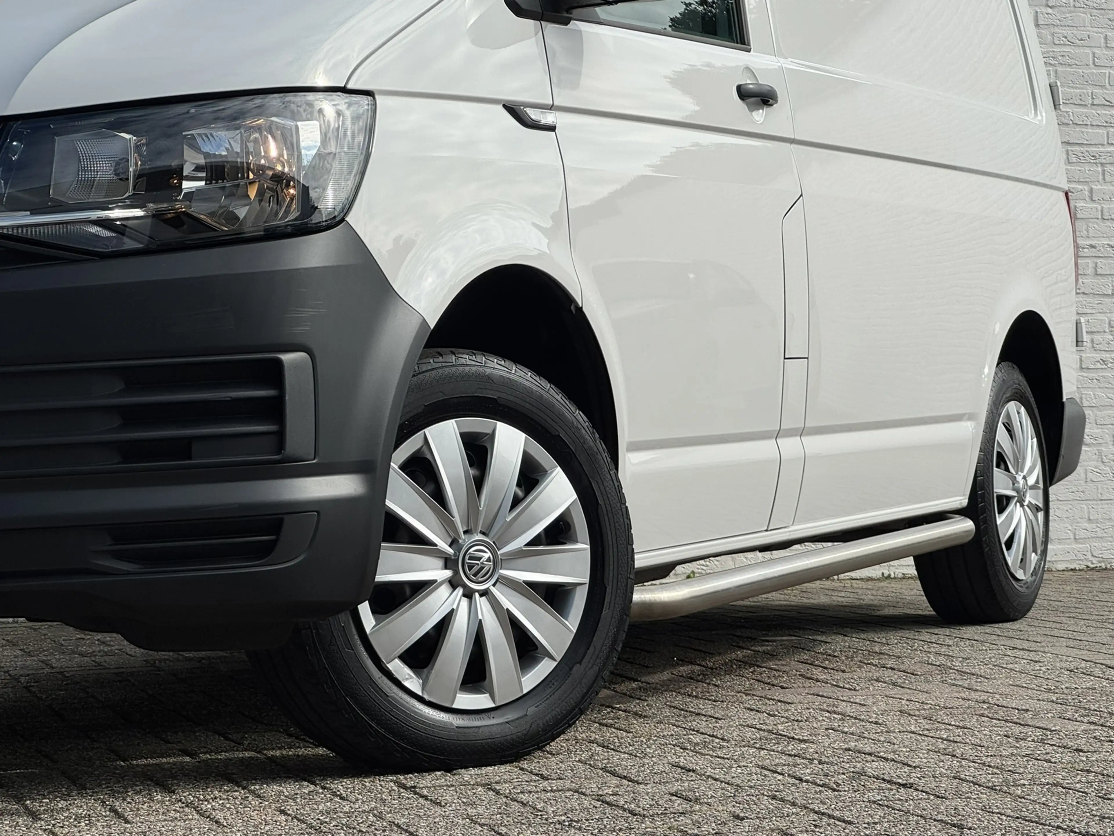 Volkswagen Transporter 2.0 TDI L1H1 Airco Camera Trekhaak Imperiaal Laadr — photo 13