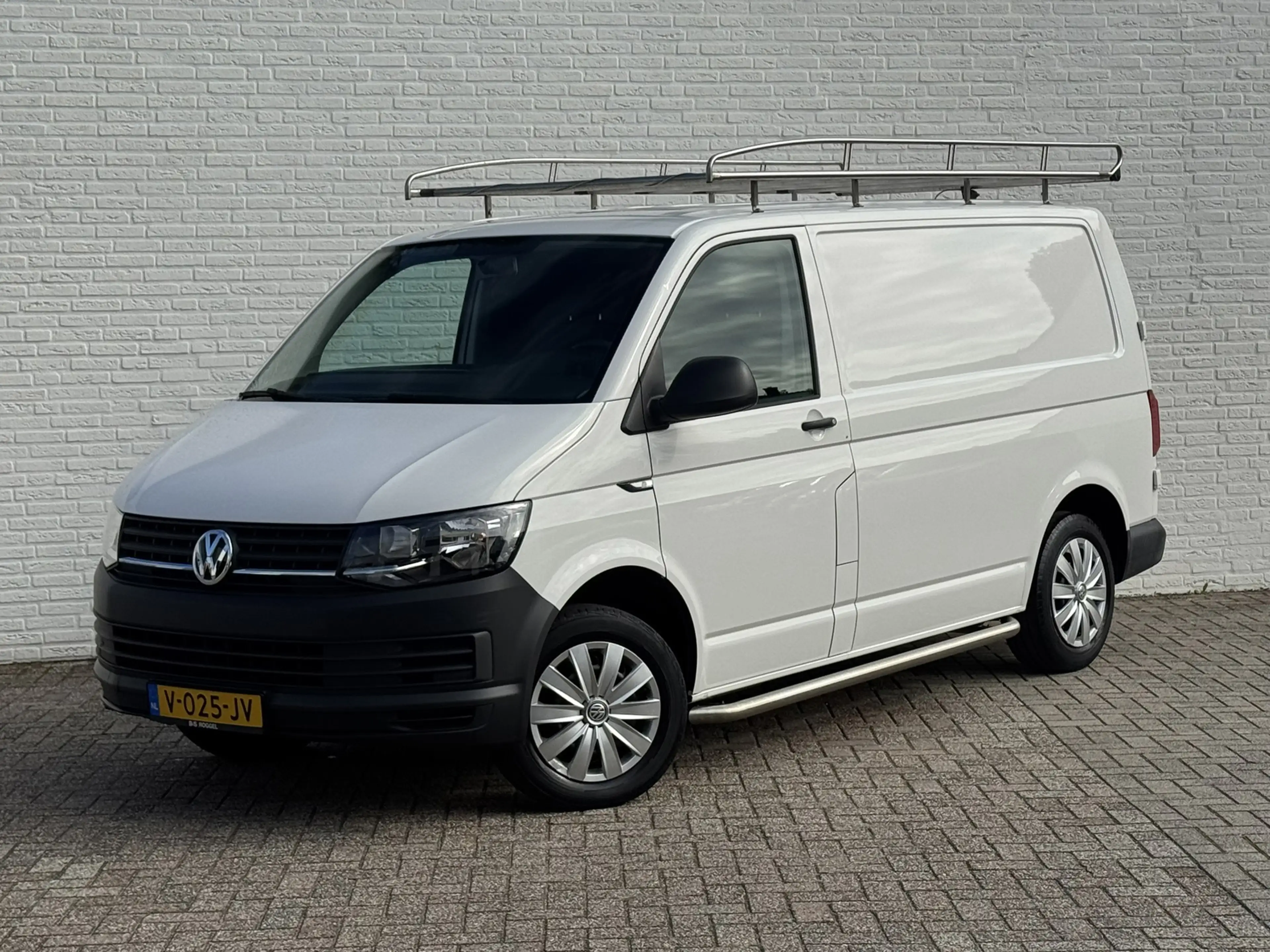 Volkswagen Transporter 2.0 TDI L1H1 Airco Camera Trekhaak Imperiaal Laadr — photo 27