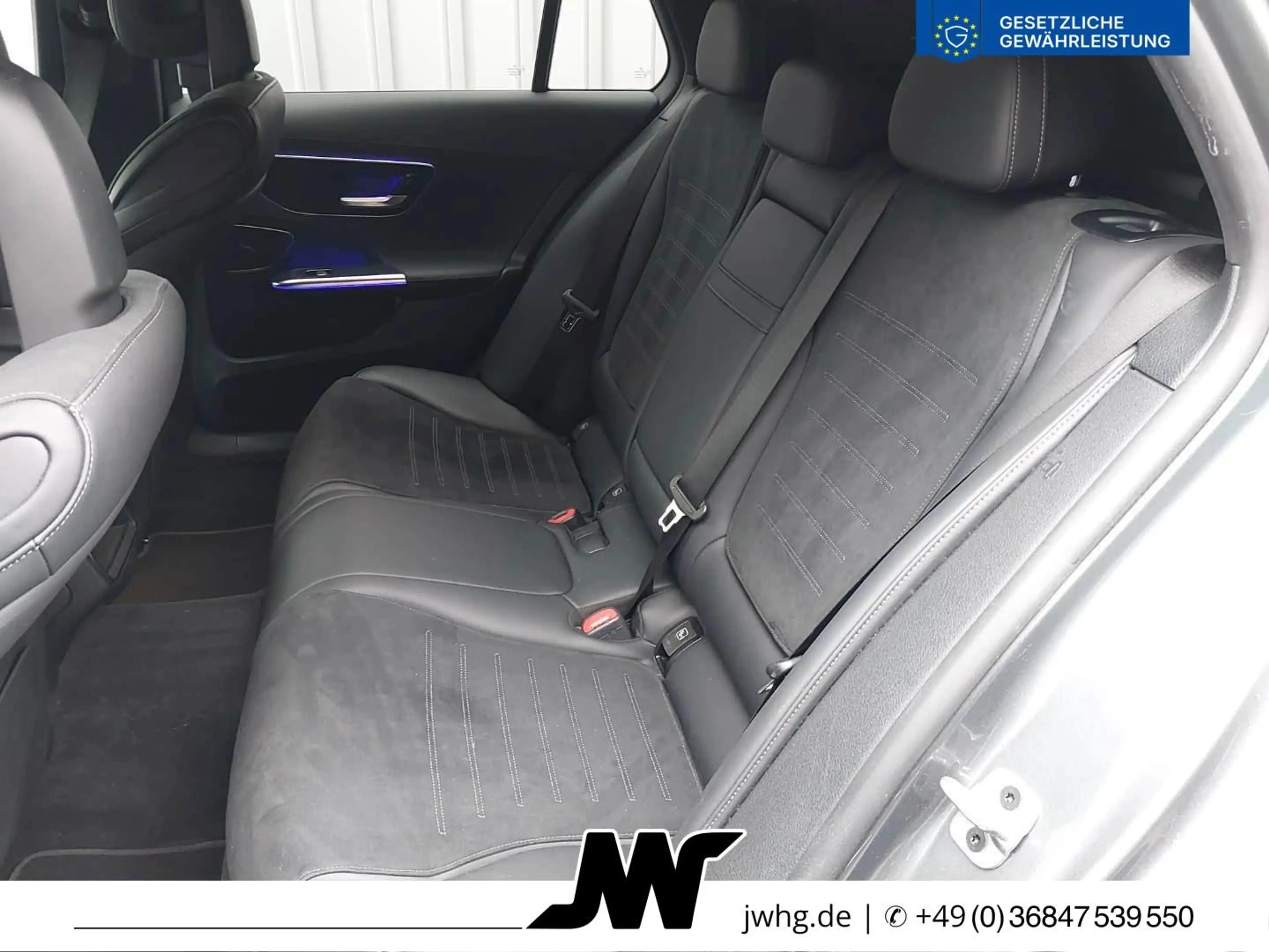 Mercedes-Benz C 300 2x AMG line HeadUp Widescreen 360K Digital — photo 10