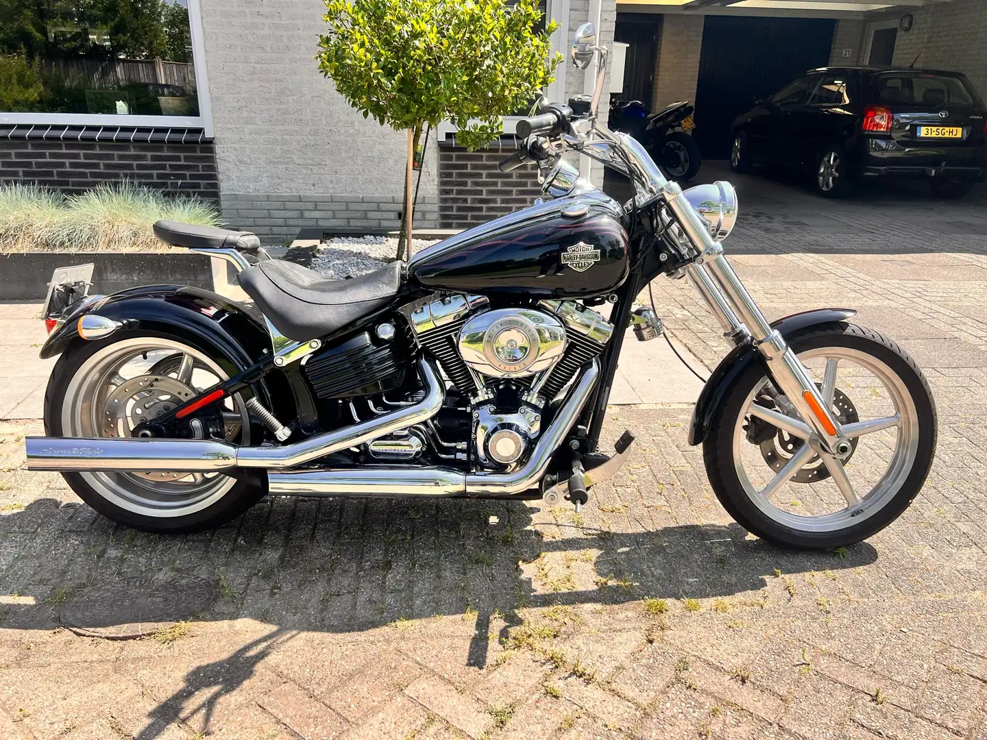 Harley-Davidson Rocker C Negru - 1